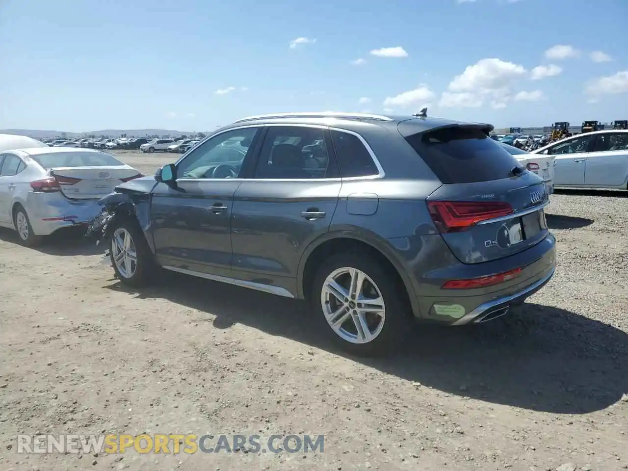 2 Photograph of a damaged car WA1G2AFY2N2098529 AUDI Q5 2022