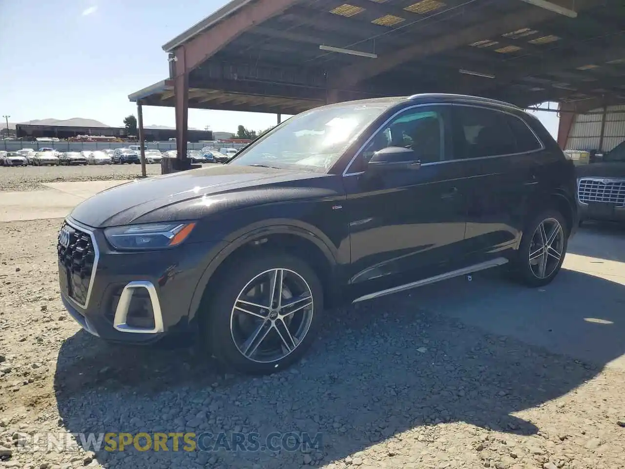1 Photograph of a damaged car WA1G2AFY4N2087824 AUDI Q5 2022