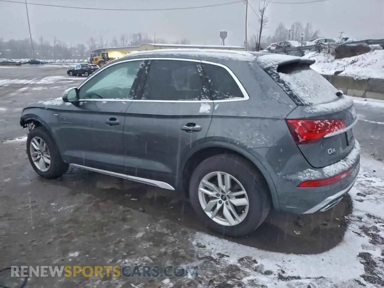 2 Photograph of a damaged car WA1GAAFY0N2110115 AUDI Q5 2022