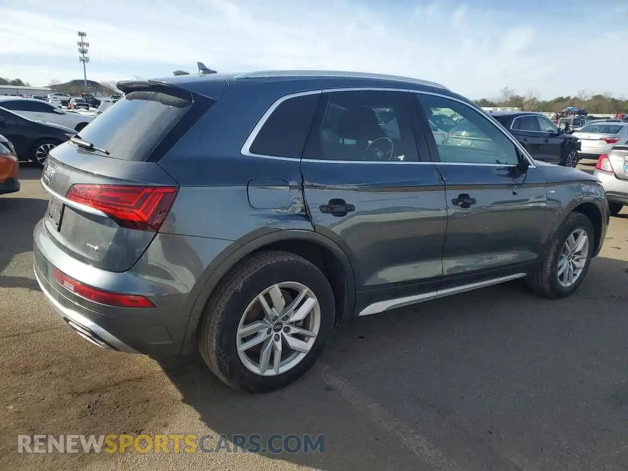 3 Photograph of a damaged car WA1GAAFY4N2032440 AUDI Q5 2022