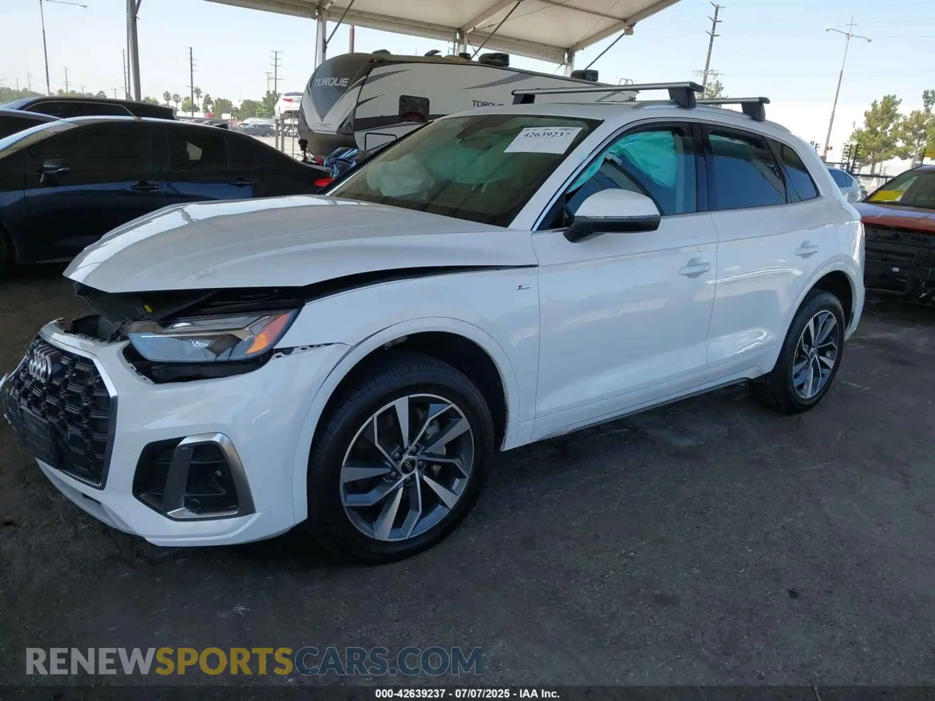 2 Photograph of a damaged car WA1GAAFY4N2096364 AUDI Q5 2022