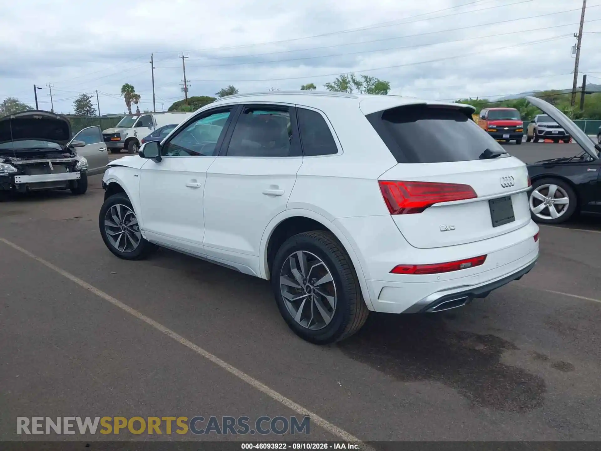 3 Photograph of a damaged car WA1GAAFY8N2022526 AUDI Q5 2022
