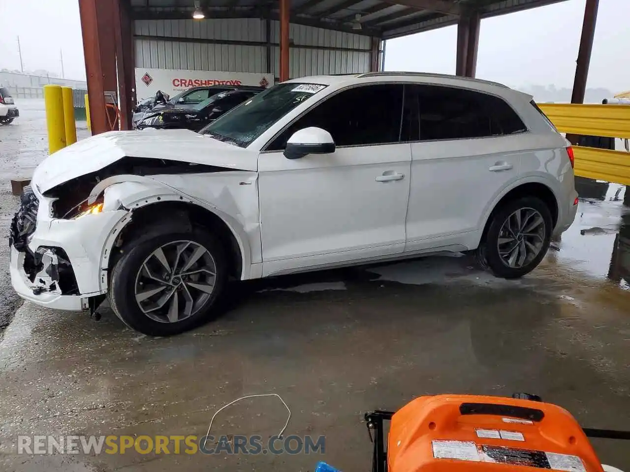 1 Photograph of a damaged car WA1GAAFY8N2098814 AUDI Q5 2022