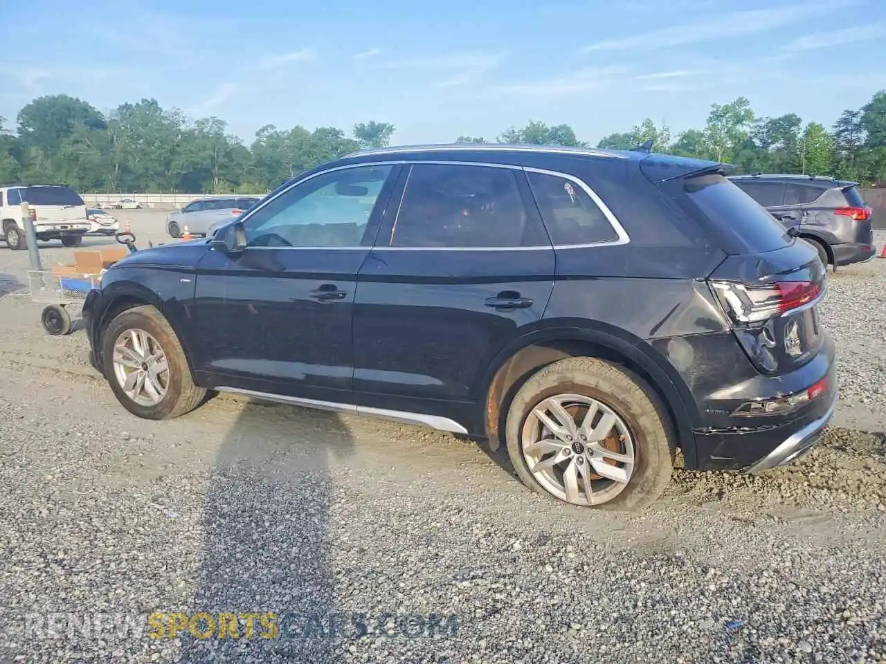 2 Photograph of a damaged car WA1GAAFYXN2032202 AUDI Q5 2022