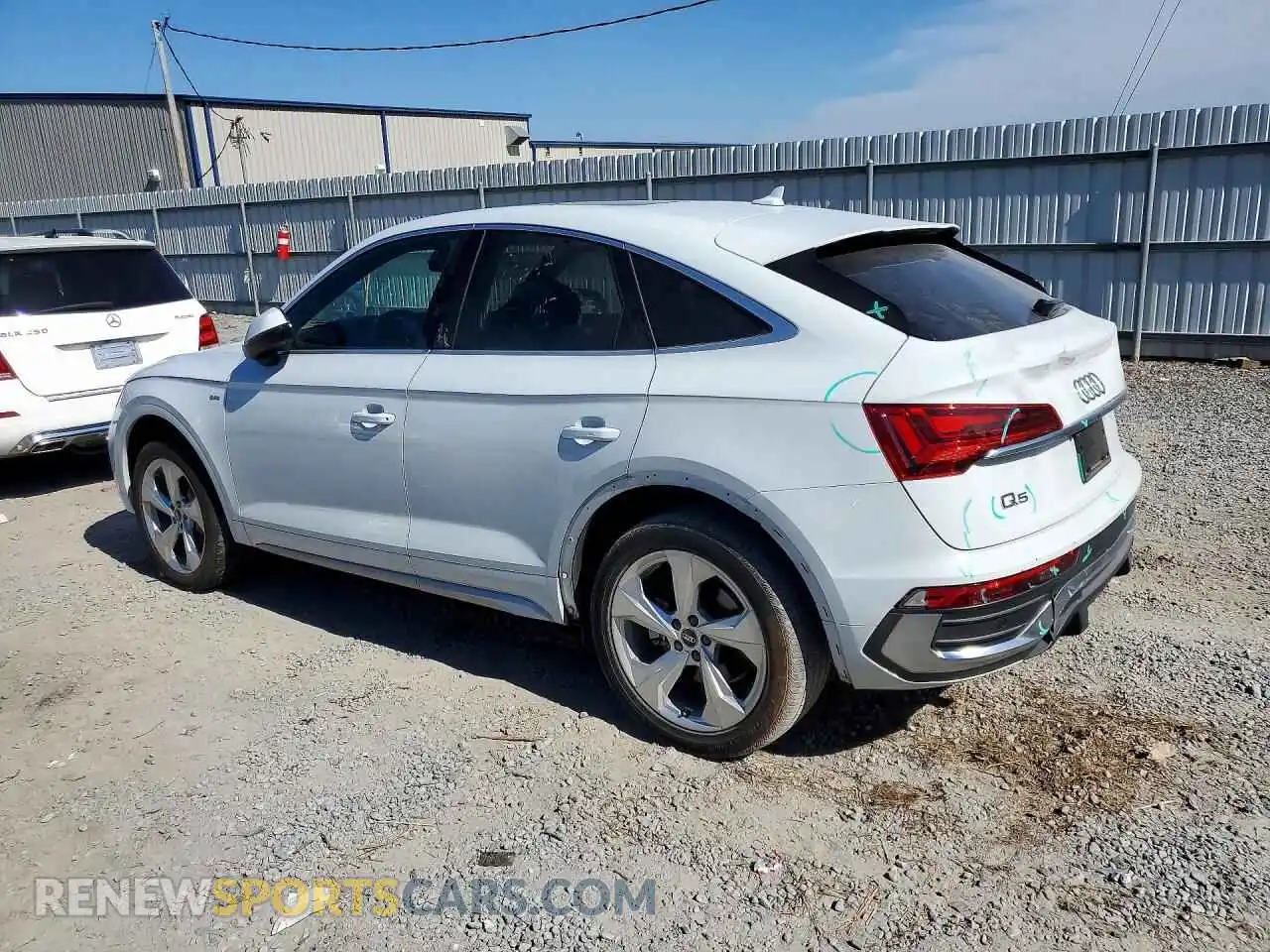 2 Photograph of a damaged car WA15AAFYXP2075660 AUDI Q5 2023