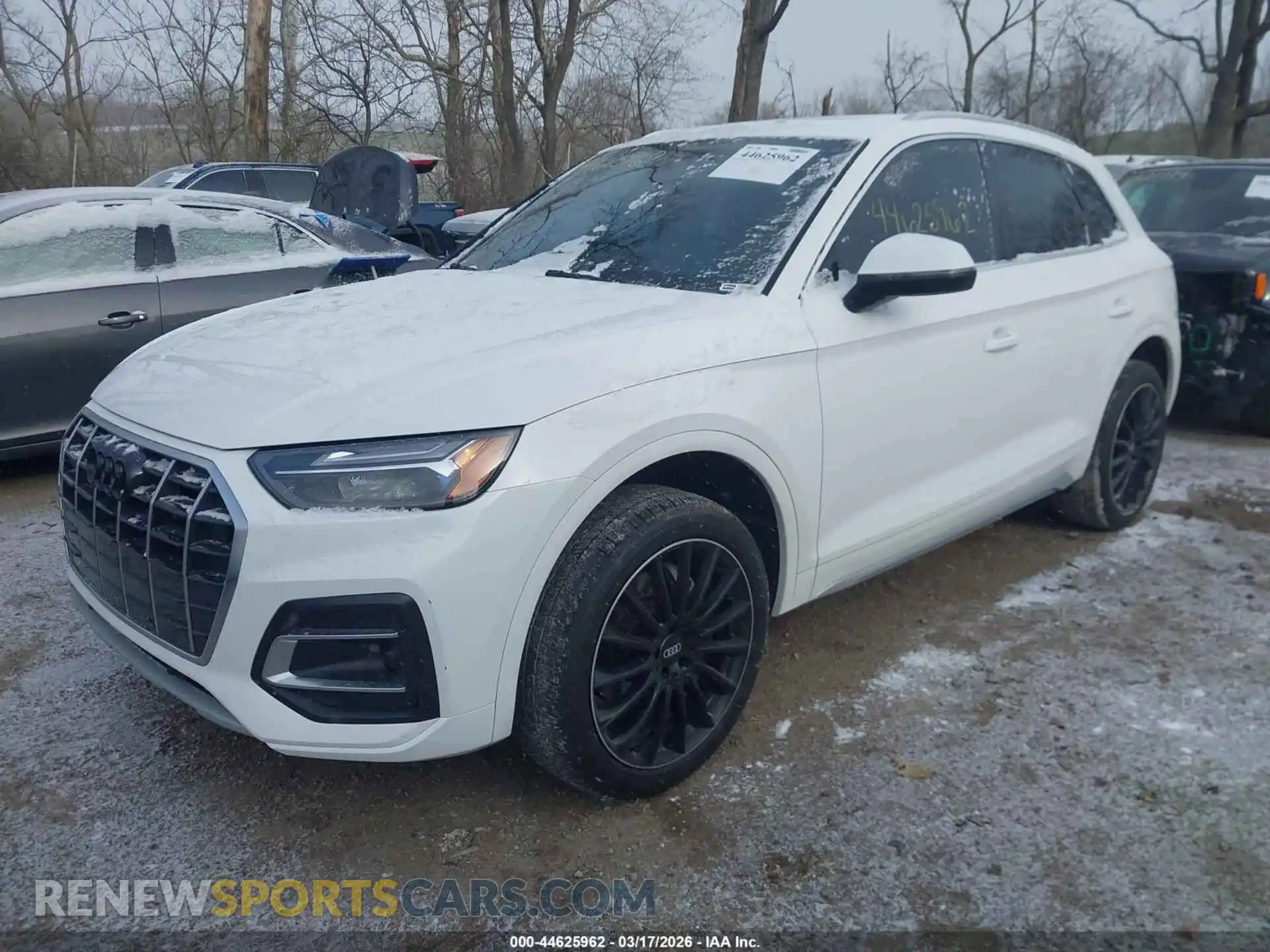 2 Photograph of a damaged car WA1ABAFY1P2190062 AUDI Q5 2023
