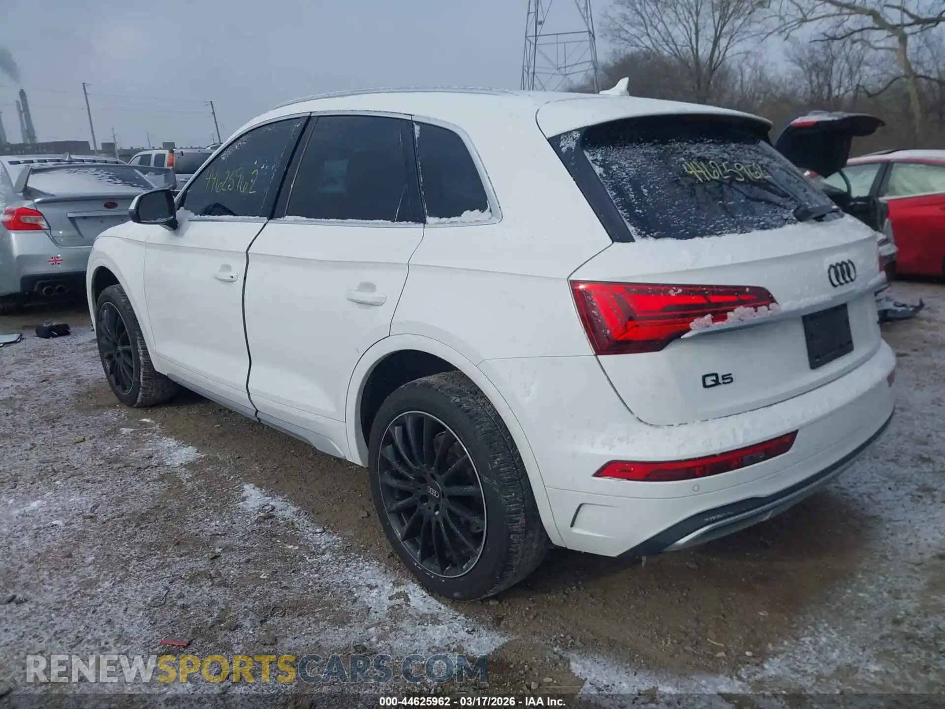 3 Photograph of a damaged car WA1ABAFY1P2190062 AUDI Q5 2023