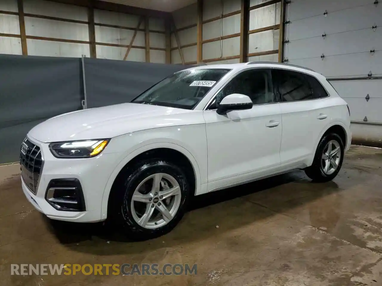 1 Photograph of a damaged car WA1ABAFY5P2049253 AUDI Q5 2023