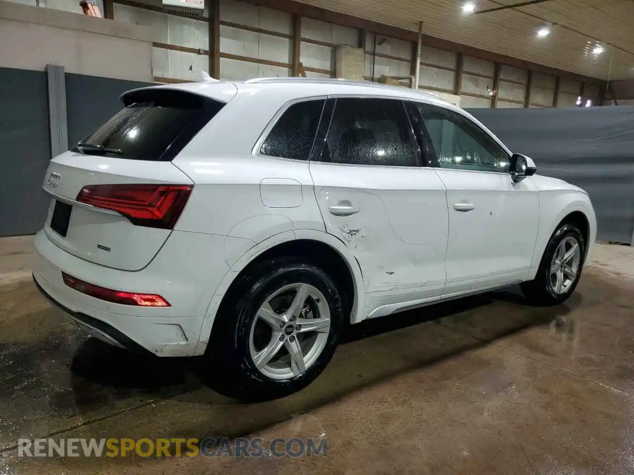 3 Photograph of a damaged car WA1ABAFY5P2049253 AUDI Q5 2023