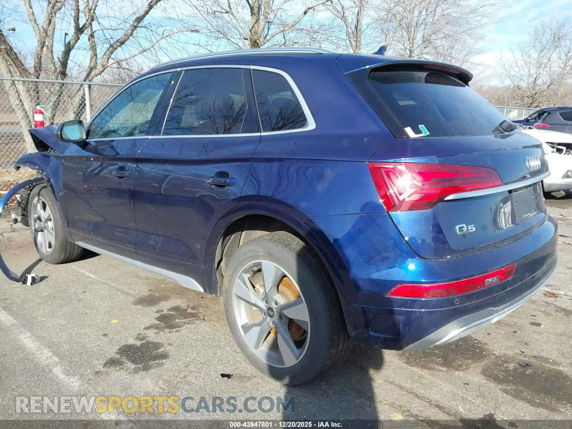 3 Photograph of a damaged car WA1ABAFY5P2081605 AUDI Q5 2023