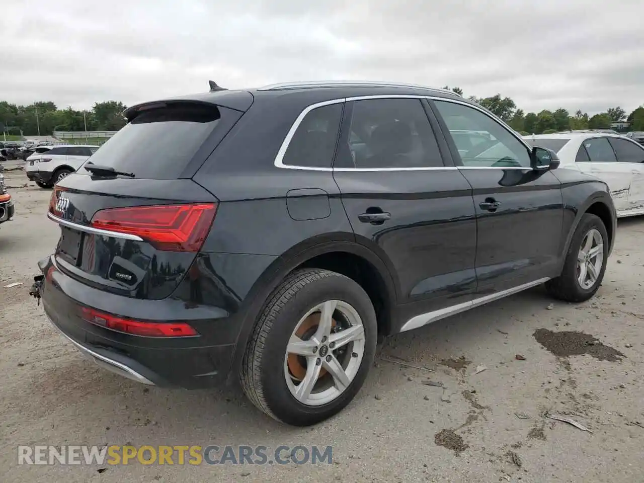 3 Photograph of a damaged car WA1ABAFY6P2076011 AUDI Q5 2023