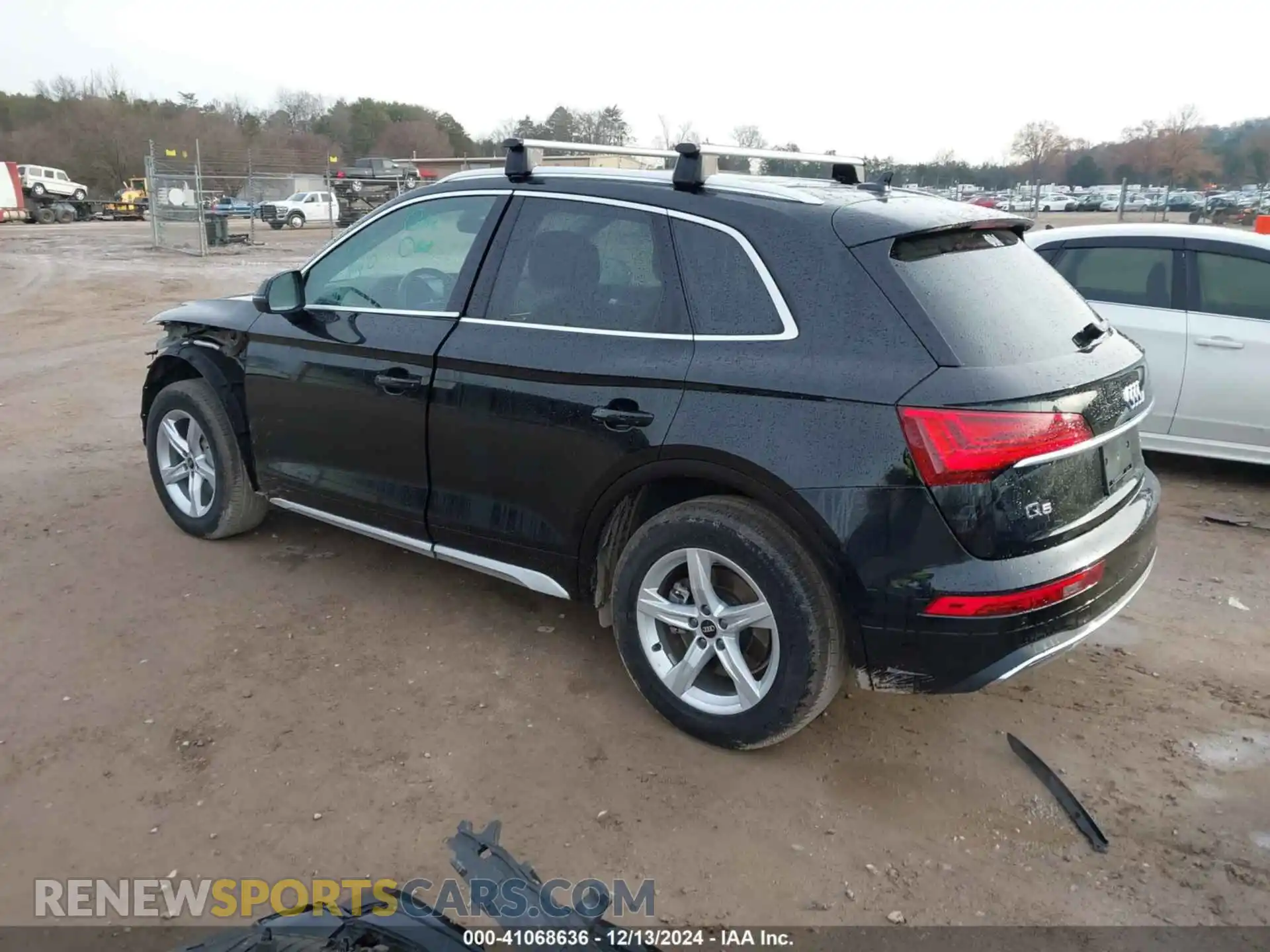 3 Photograph of a damaged car WA1ABAFY7P2028176 AUDI Q5 2023