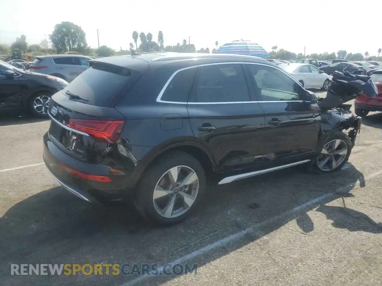 3 Photograph of a damaged car WA1ABAFY7P2177168 AUDI Q5 2023