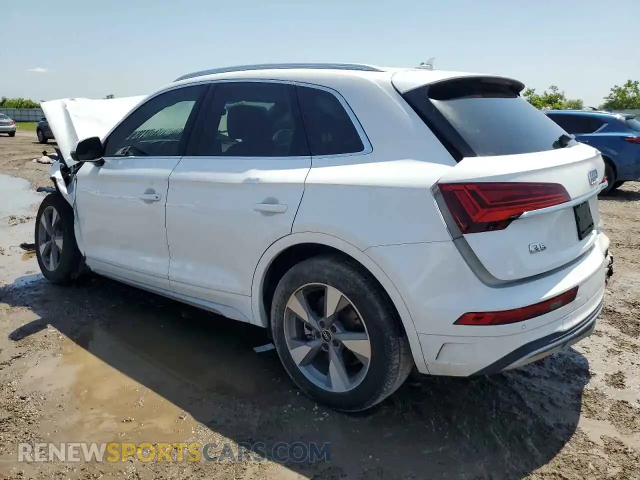 2 Фотография поврежденного автомобиля WA1ABAFY8P2169578 AUDI Q5 2023