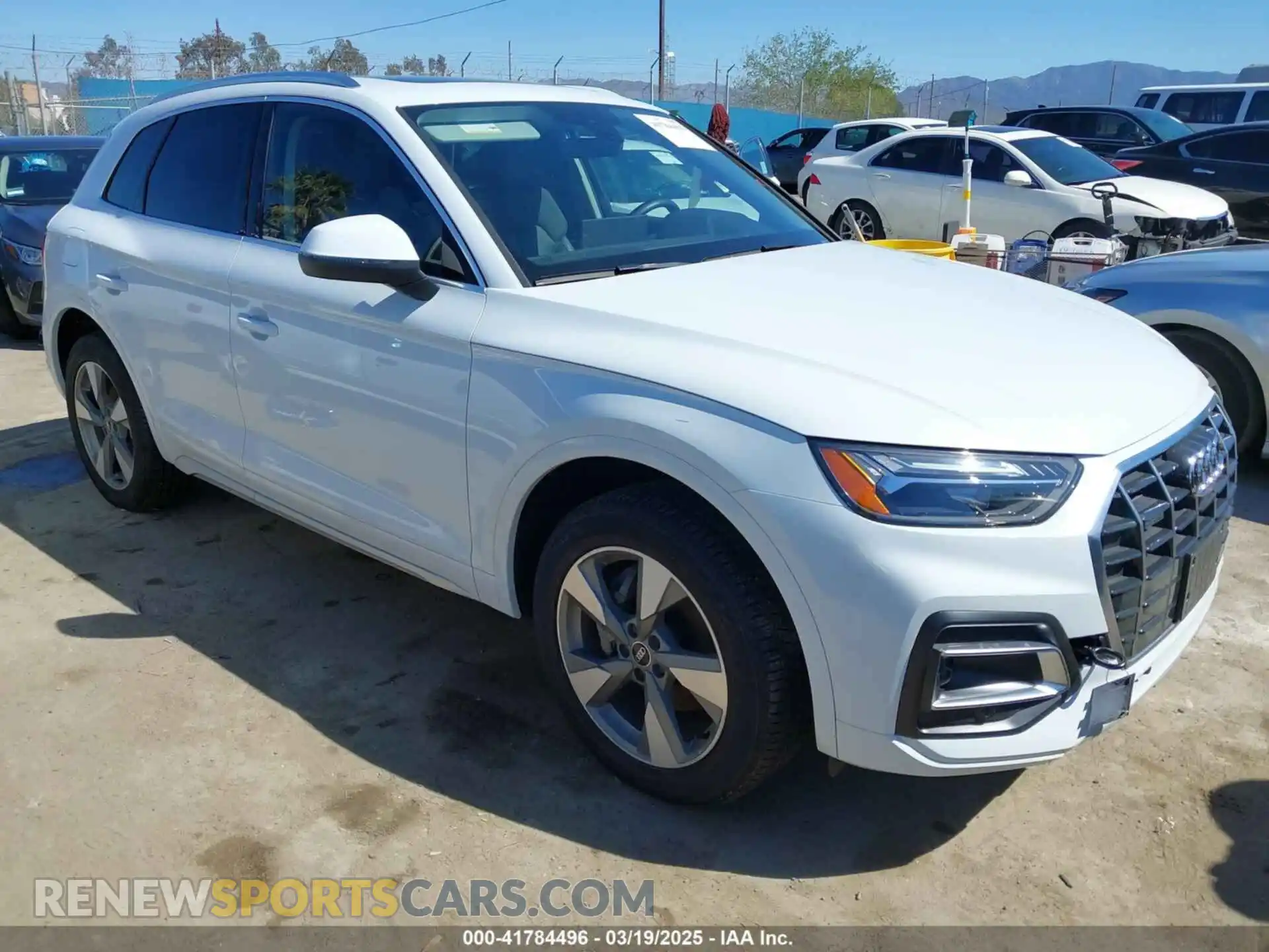 1 Photograph of a damaged car WA1BBAFY1P2007702 AUDI Q5 2023