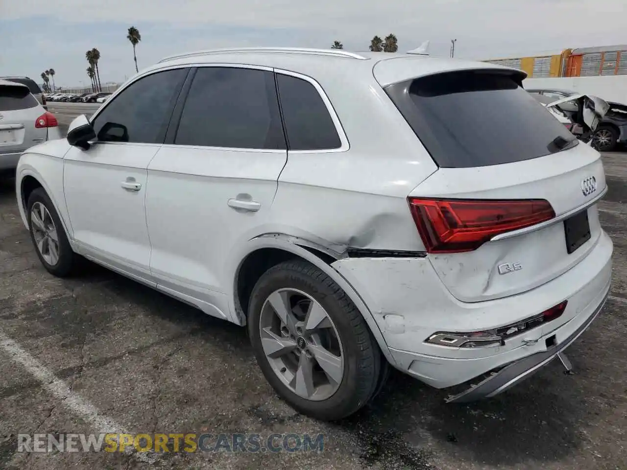 2 Photograph of a damaged car WA1BBAFY7P2010054 AUDI Q5 2023