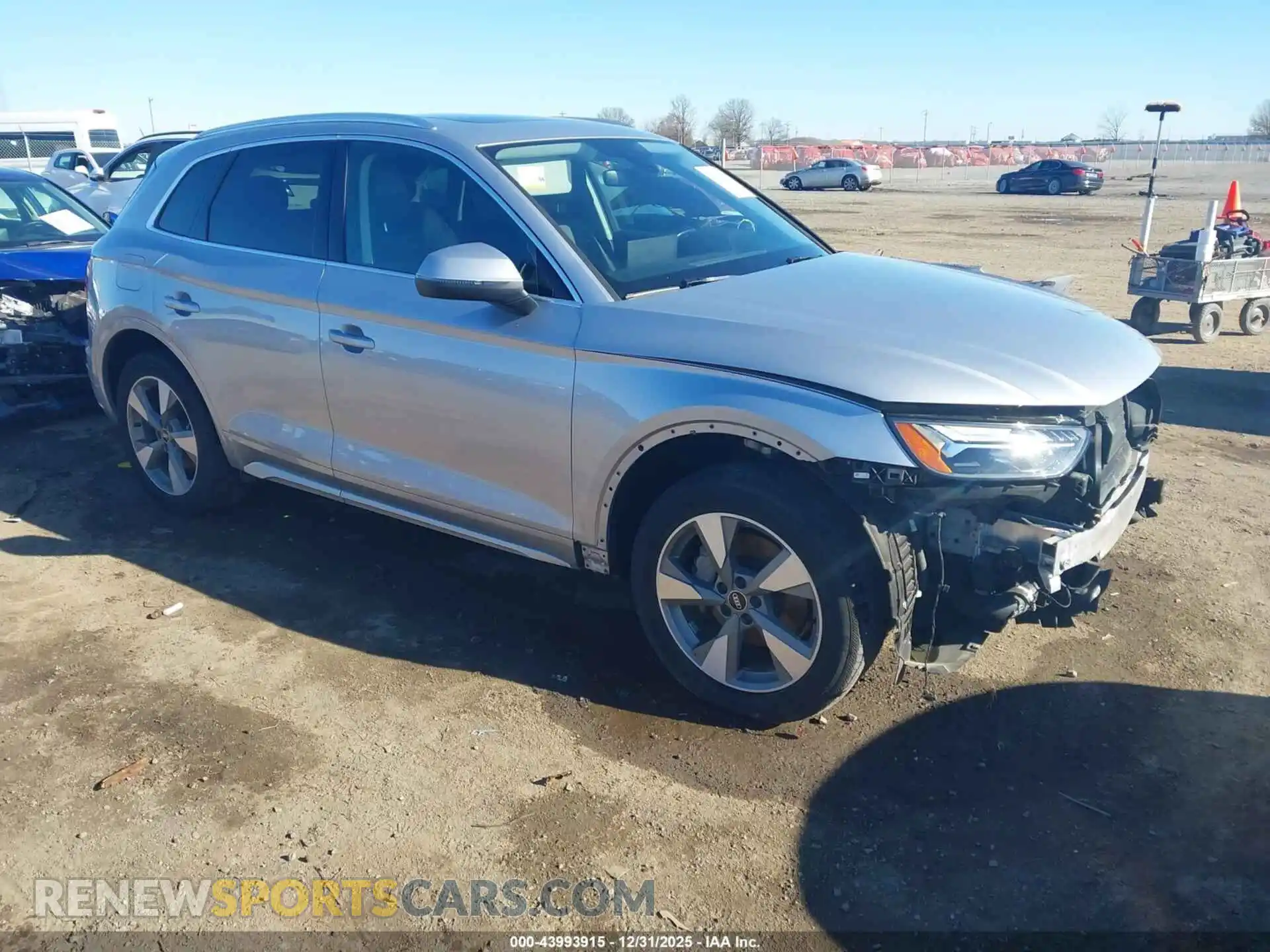 1 Photograph of a damaged car WA1BBAFYXP2016818 AUDI Q5 2023