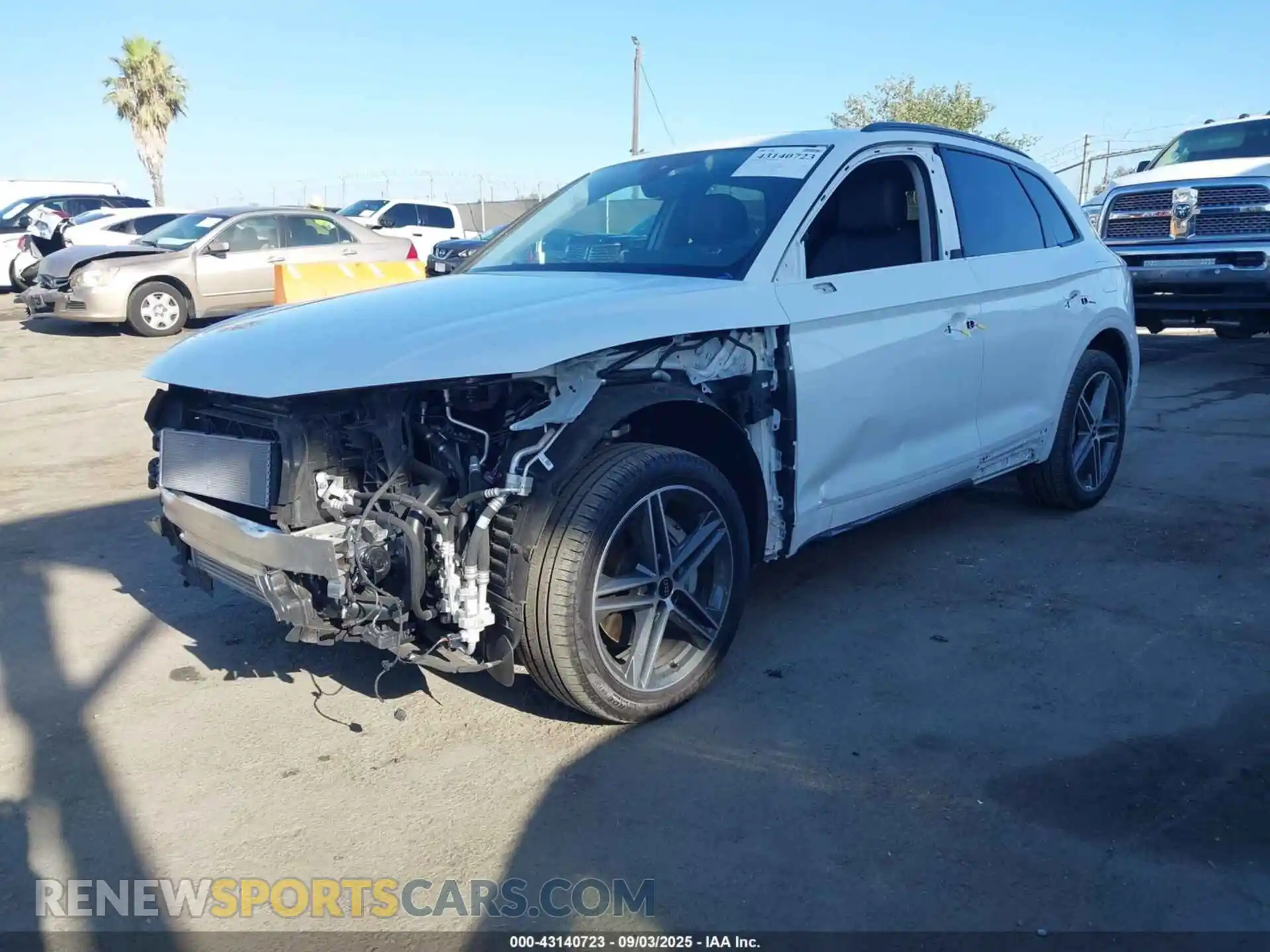 2 Photograph of a damaged car WA1E2AFY2P2058896 AUDI Q5 2023