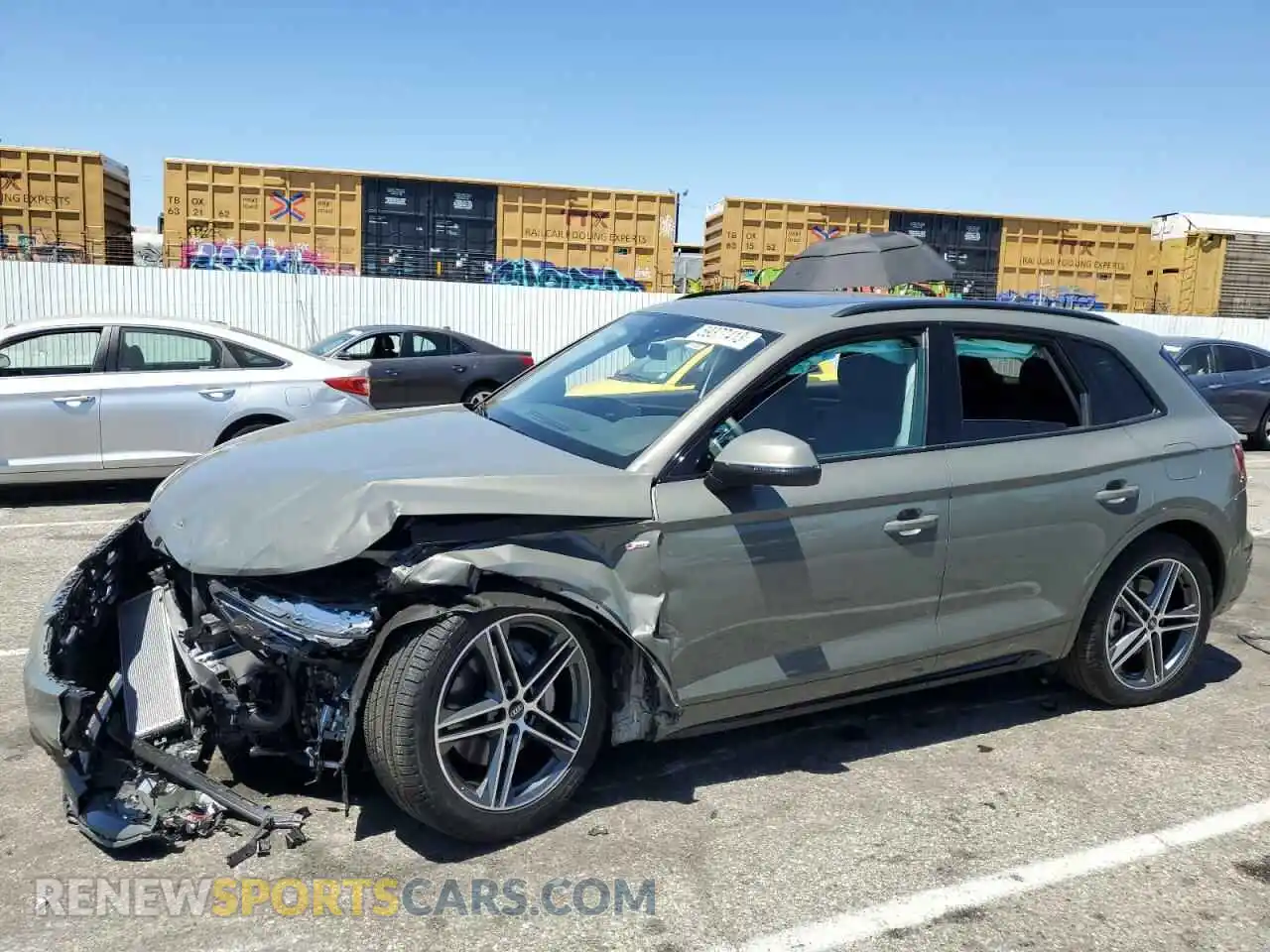 1 Photograph of a damaged car WA1E2AFY4P2073769 AUDI Q5 2023