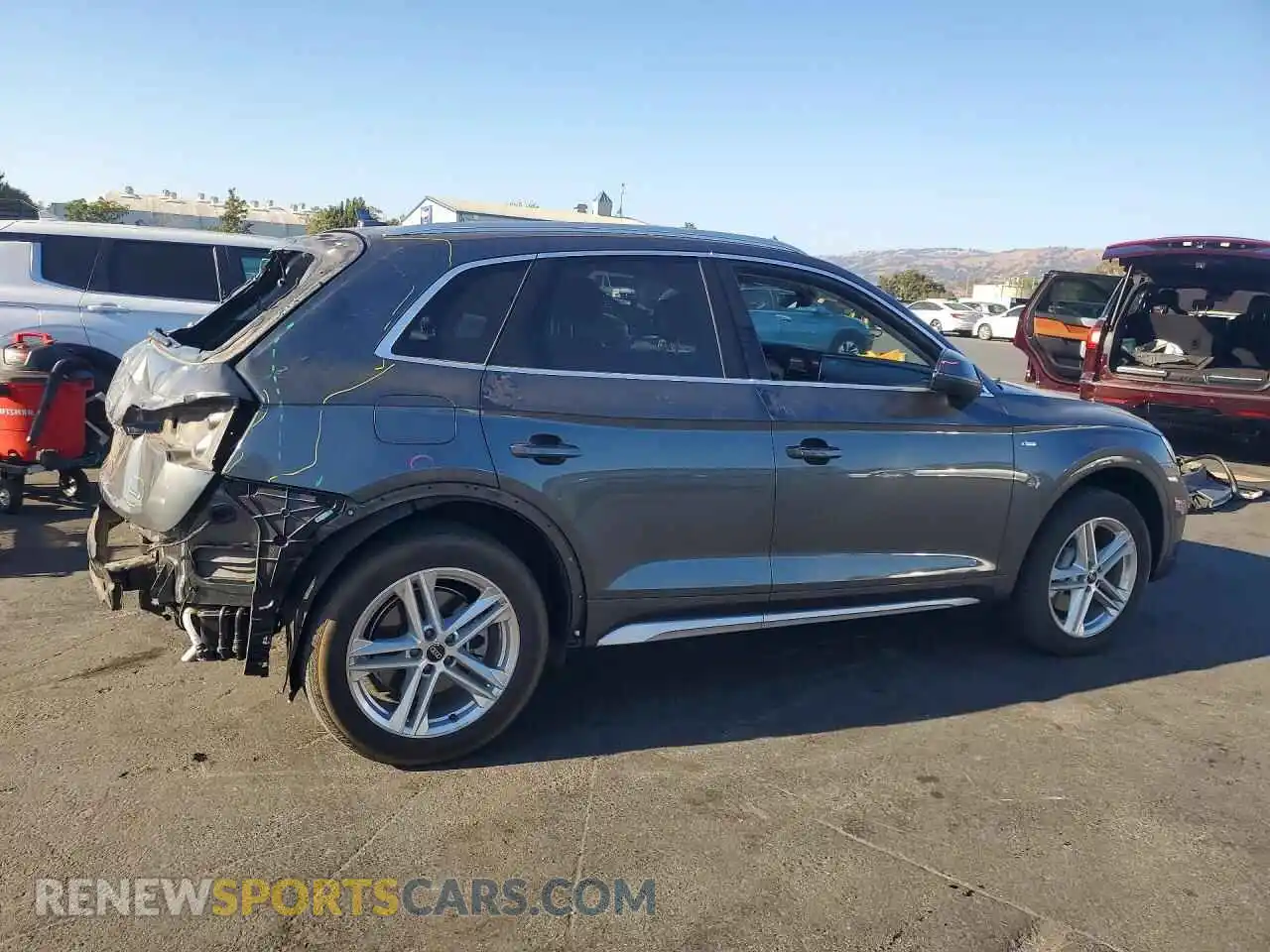 3 Photograph of a damaged car WA1E2AFY4P2141102 AUDI Q5 2023
