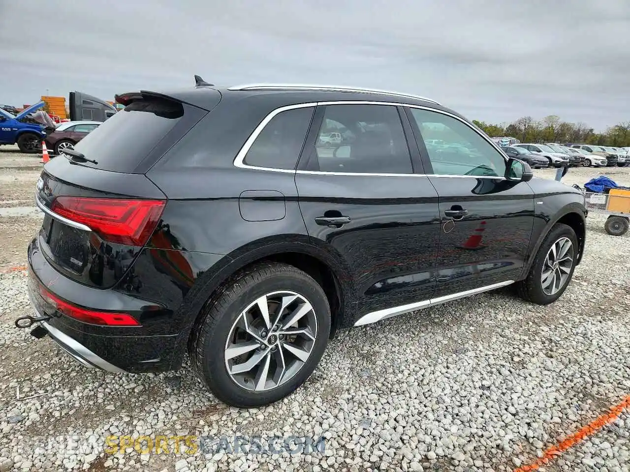 3 Photograph of a damaged car WA1EAAFY2P2037355 AUDI Q5 2023