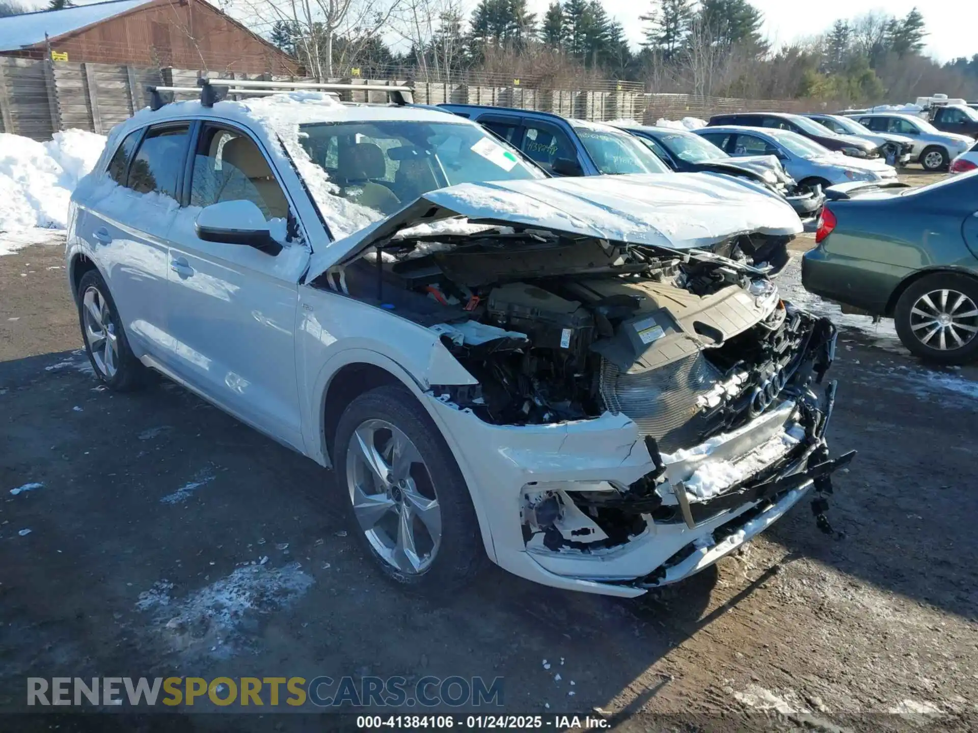 1 Photograph of a damaged car WA1EAAFY2P2040188 AUDI Q5 2023