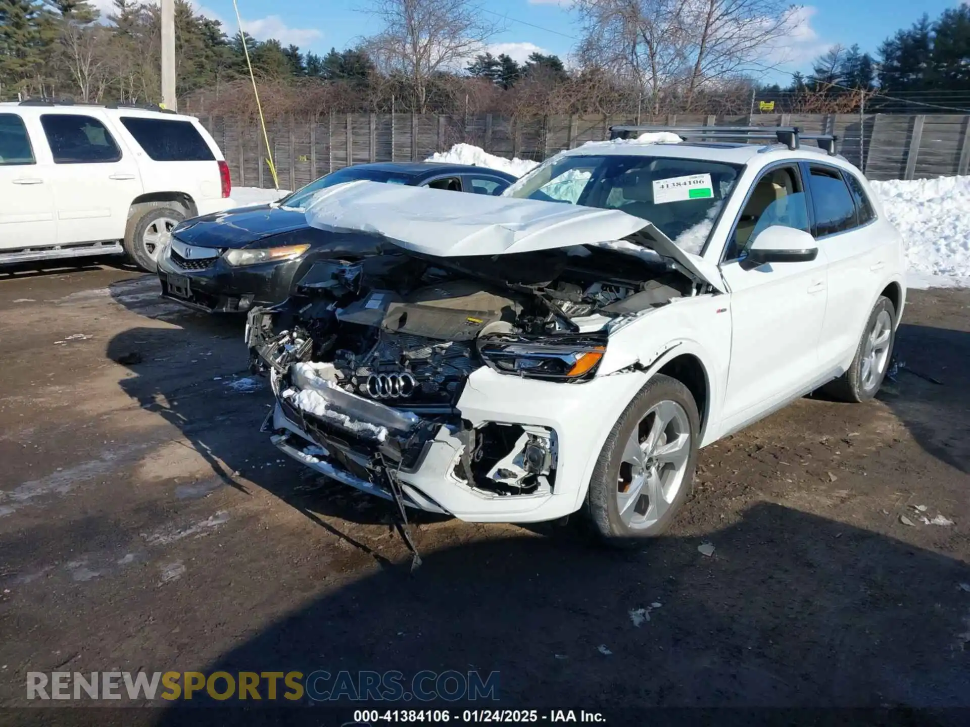 2 Photograph of a damaged car WA1EAAFY2P2040188 AUDI Q5 2023
