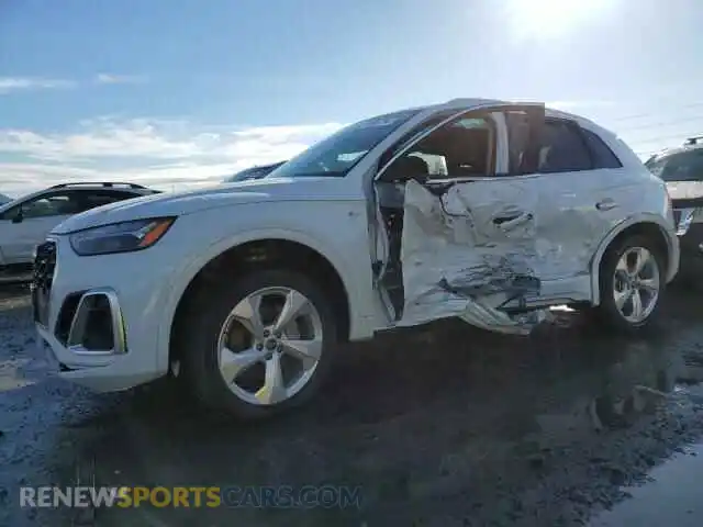 1 Photograph of a damaged car WA1EAAFY4P2196409 AUDI Q5 2023