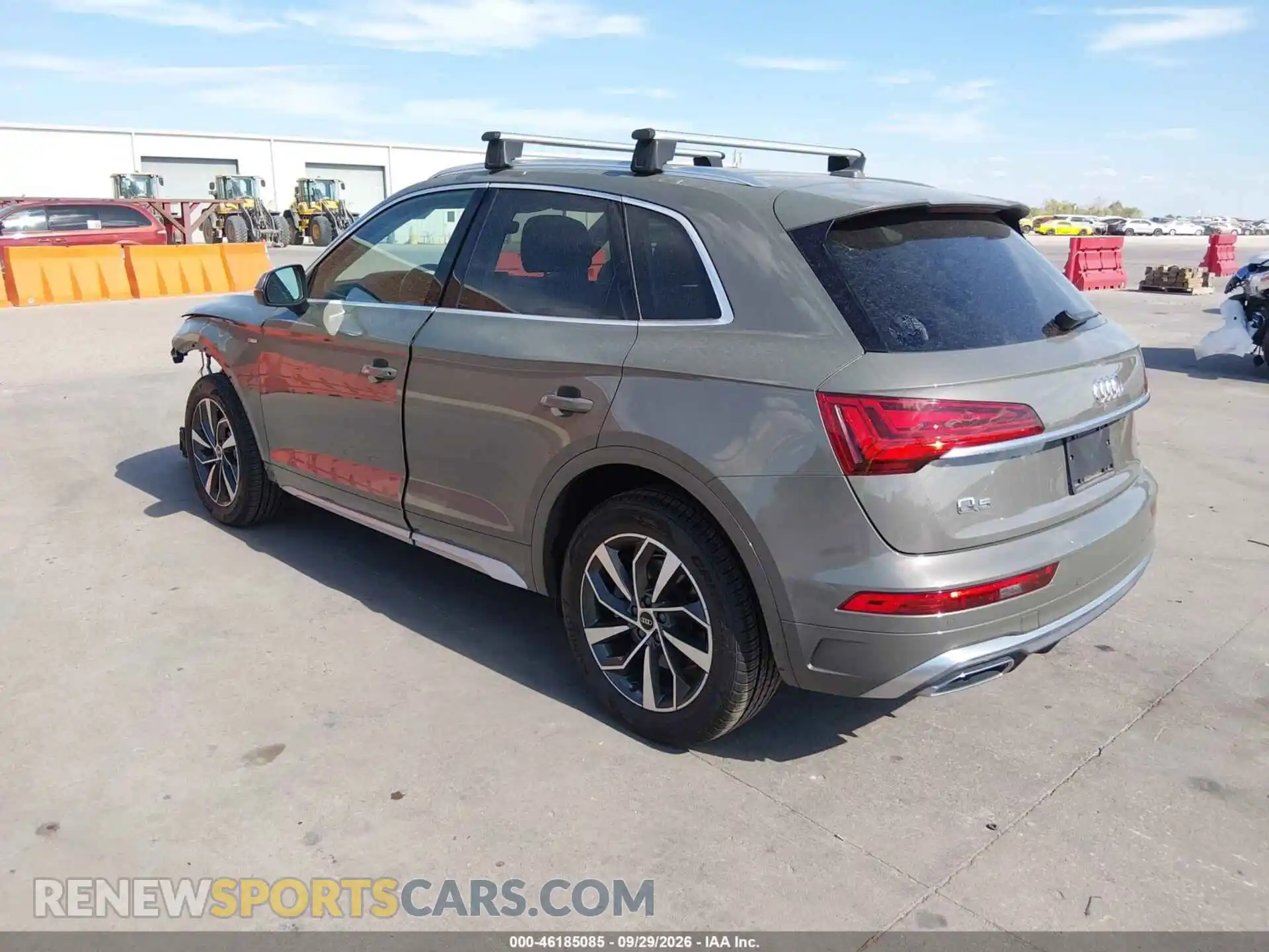 3 Photograph of a damaged car WA1EAAFY5P2058152 AUDI Q5 2023