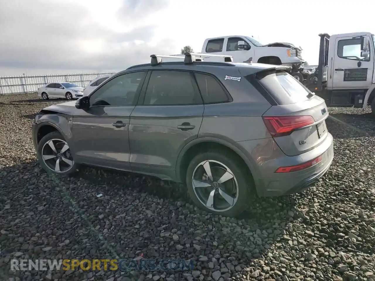 2 Photograph of a damaged car WA1EAAFY5P2066672 AUDI Q5 2023