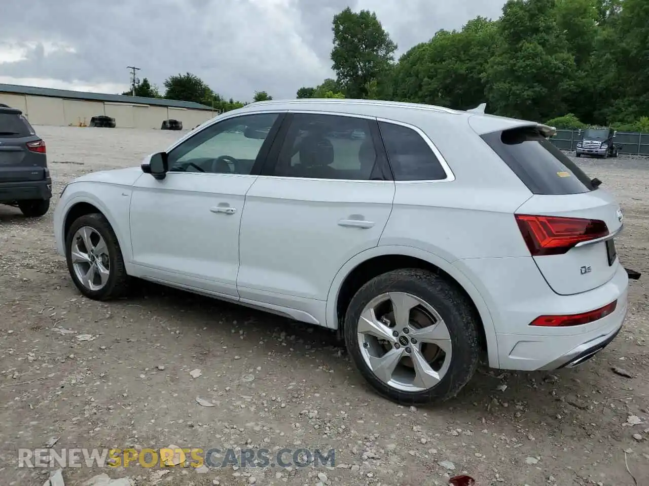 2 Photograph of a damaged car WA1EAAFY7P2022365 AUDI Q5 2023