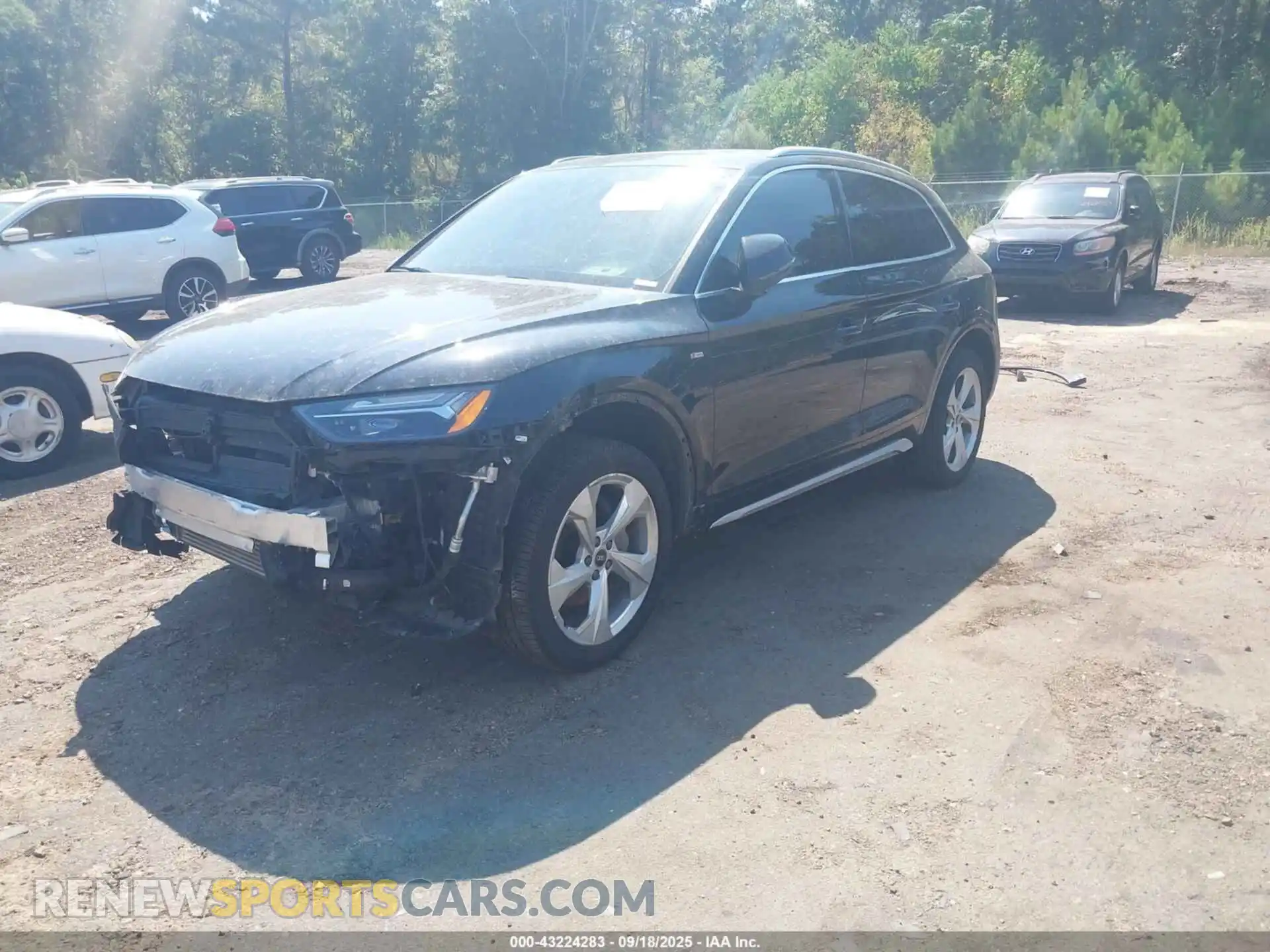 2 Photograph of a damaged car WA1EAAFY7P2028005 AUDI Q5 2023