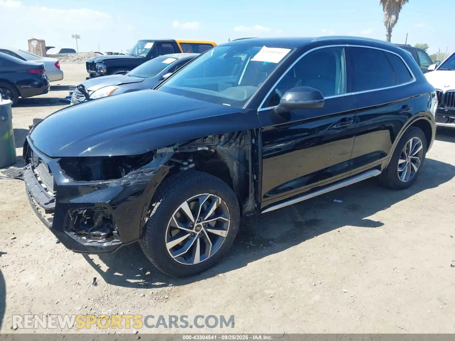 2 Photograph of a damaged car WA1EAAFY7P2117850 AUDI Q5 2023