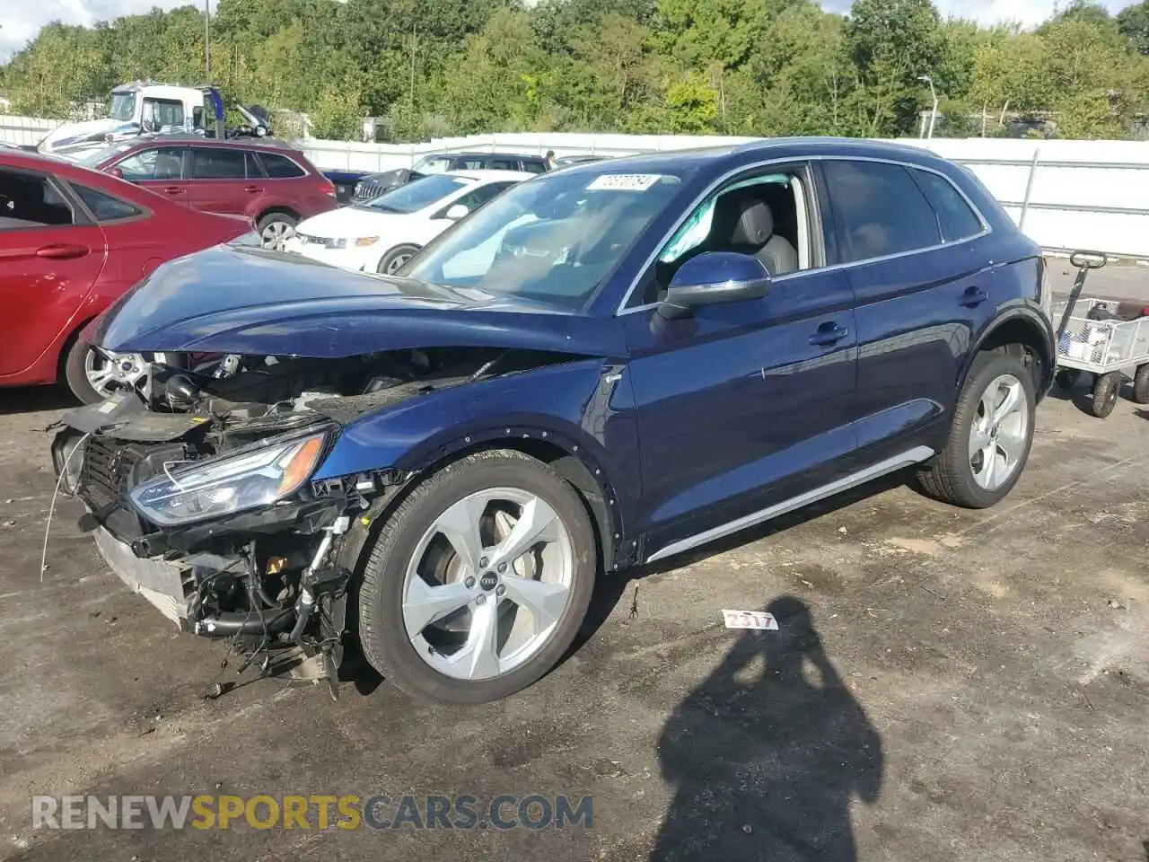 1 Photograph of a damaged car WA1EAAFY7P2148306 AUDI Q5 2023