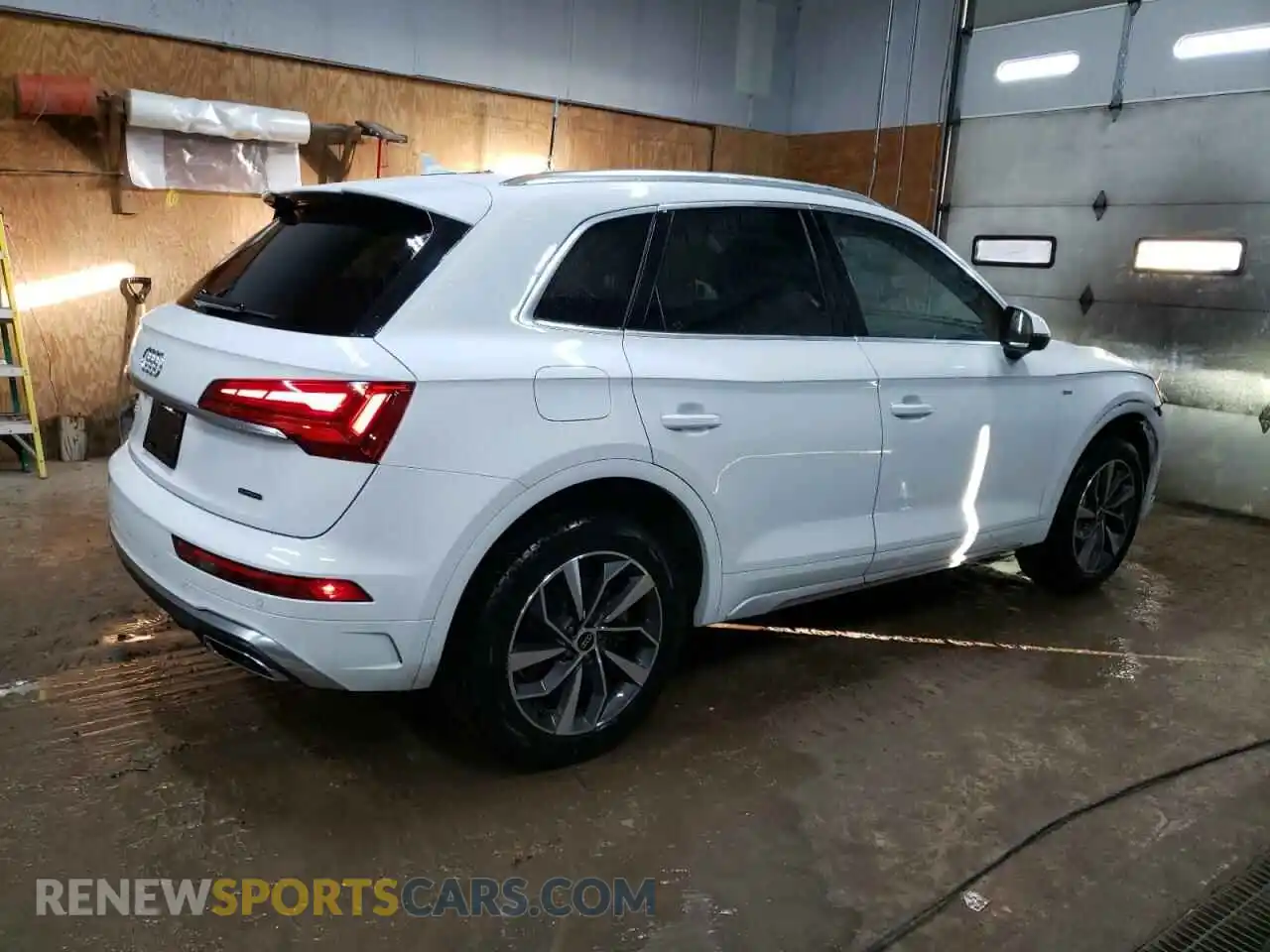 3 Фотография поврежденного автомобиля WA1EAAFY8P2021998 AUDI Q5 2023