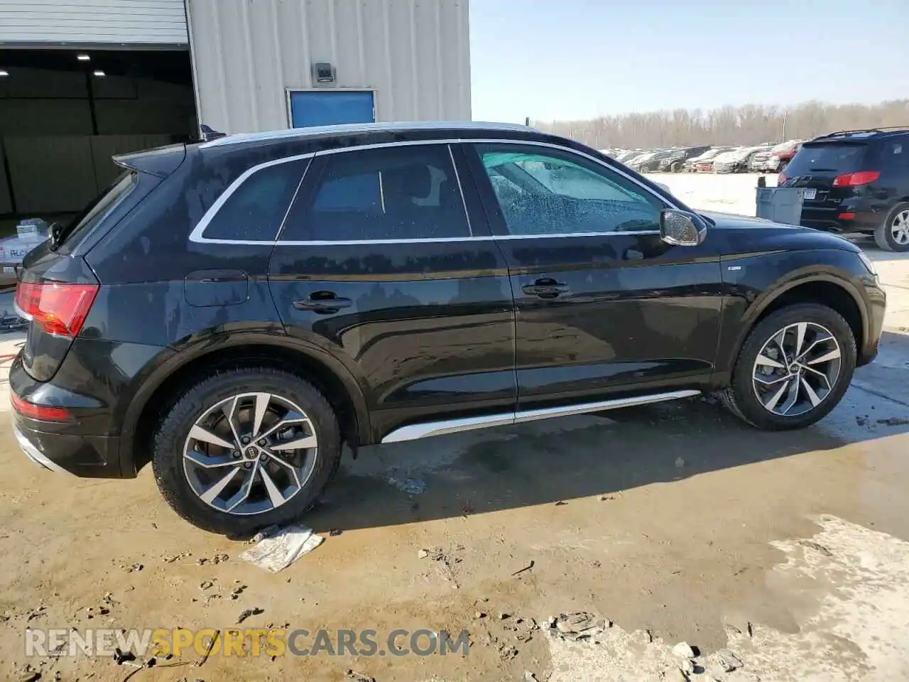 3 Photograph of a damaged car WA1EAAFY9P2018513 AUDI Q5 2023