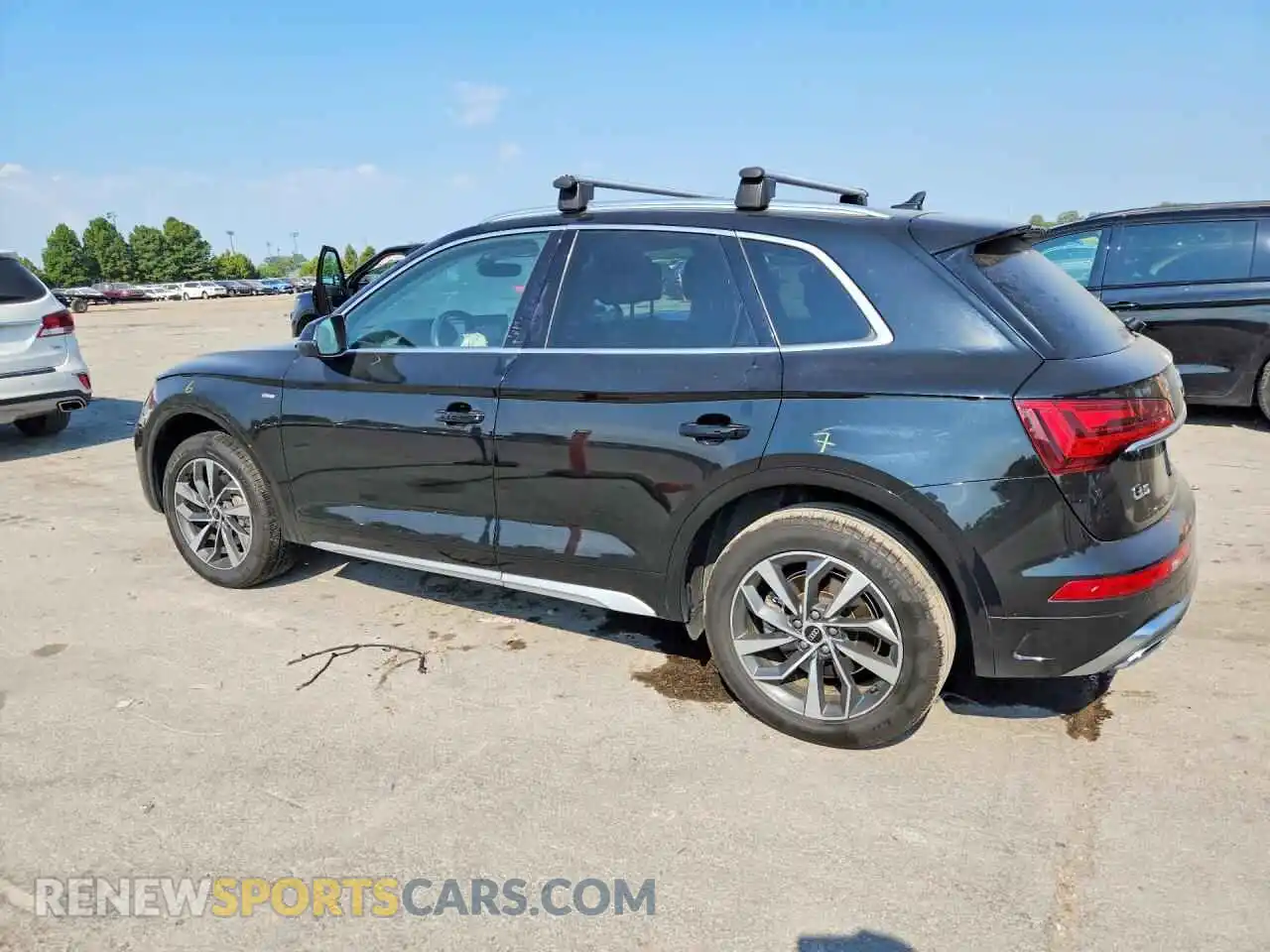 2 Photograph of a damaged car WA1EAAFYXP2055280 AUDI Q5 2023