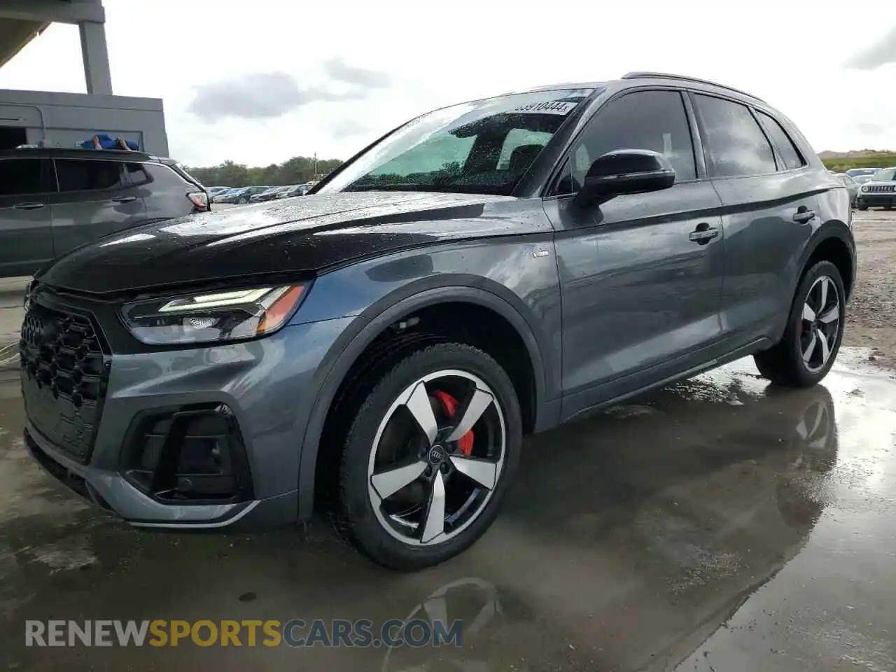1 Photograph of a damaged car WA1EAAFYXP2193207 AUDI Q5 2023