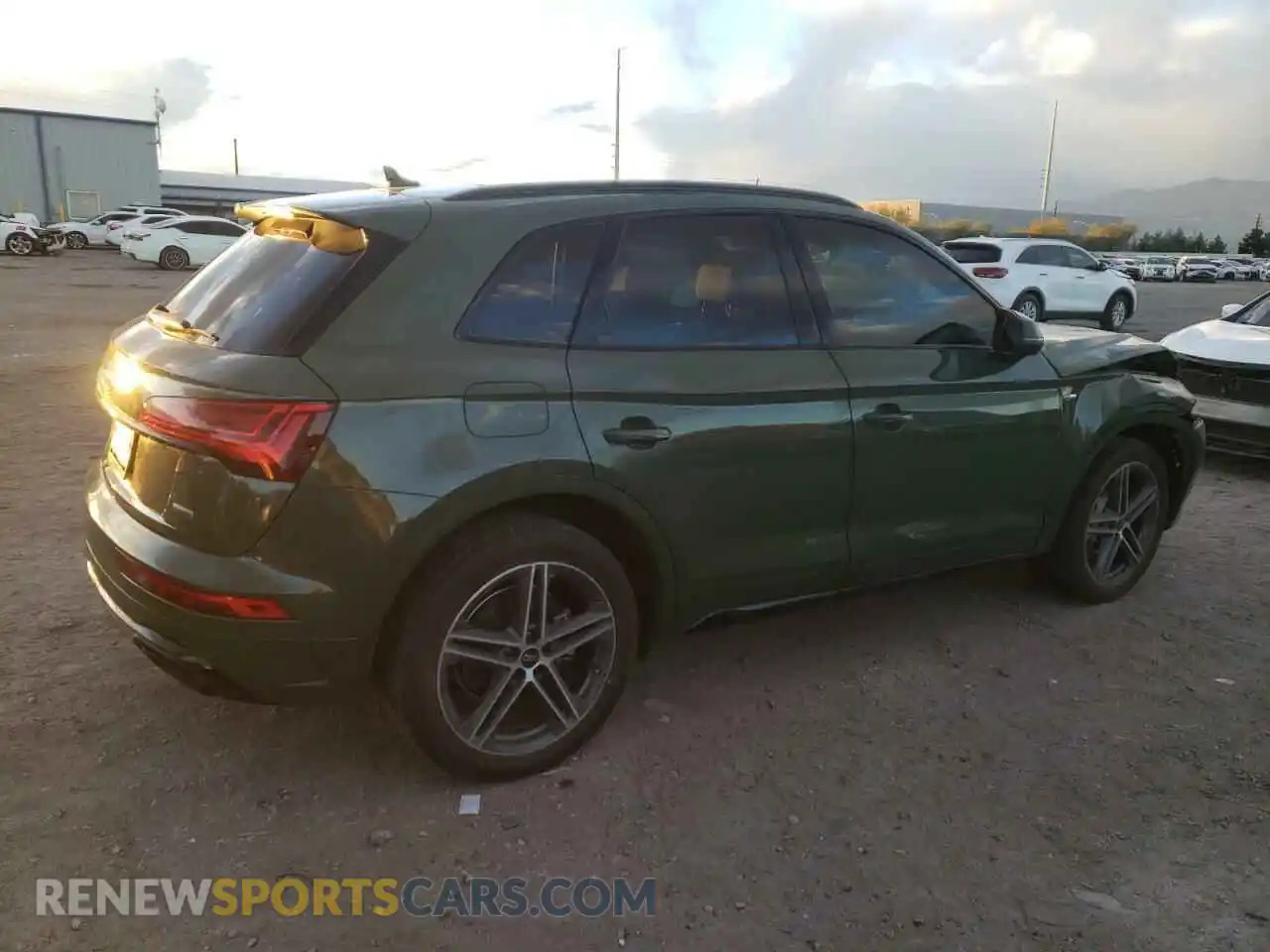 3 Photograph of a damaged car WA1F2AFY4P2037911 AUDI Q5 2023