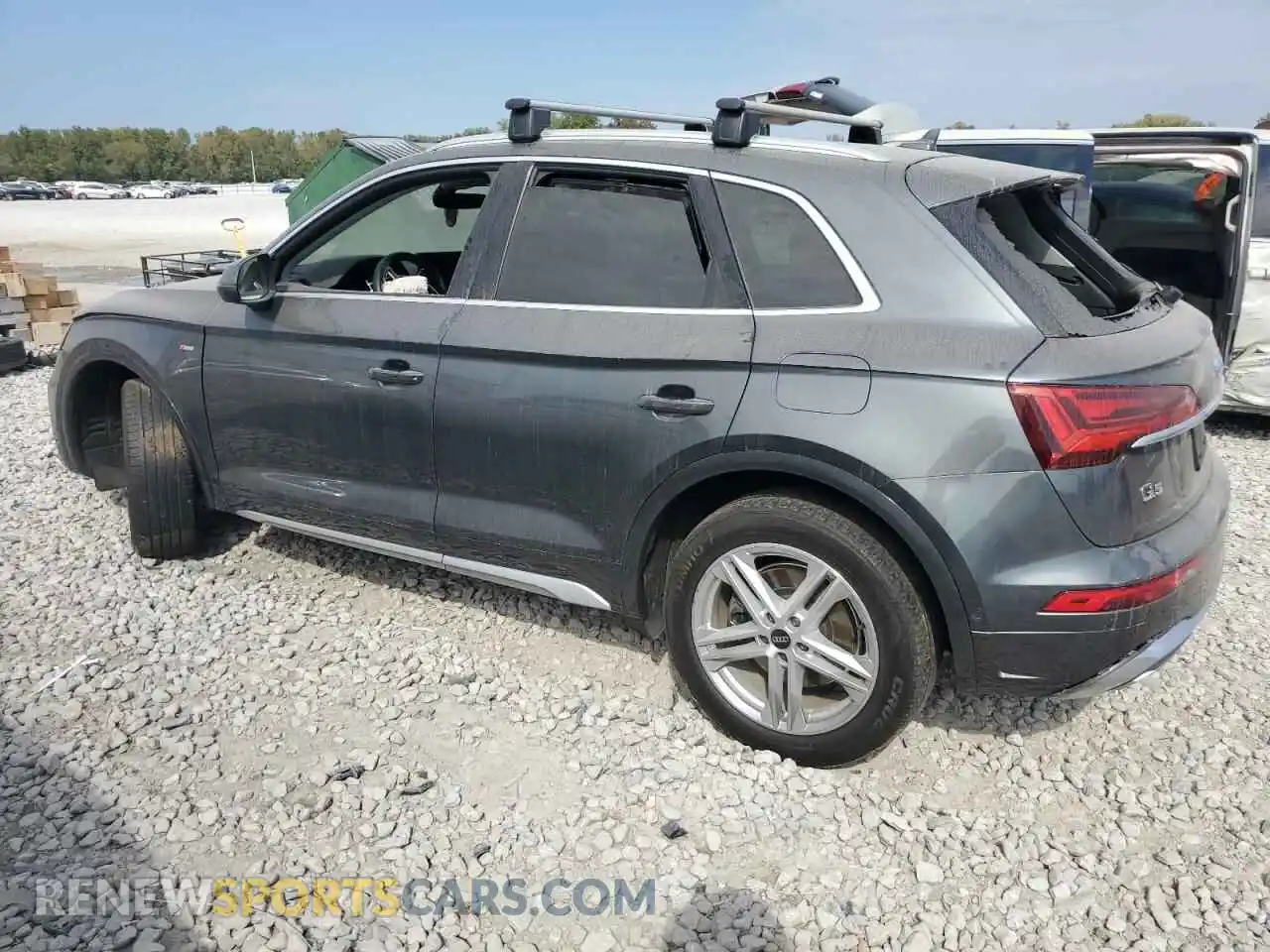 2 Photograph of a damaged car WA1F2AFY5P2031566 AUDI Q5 2023
