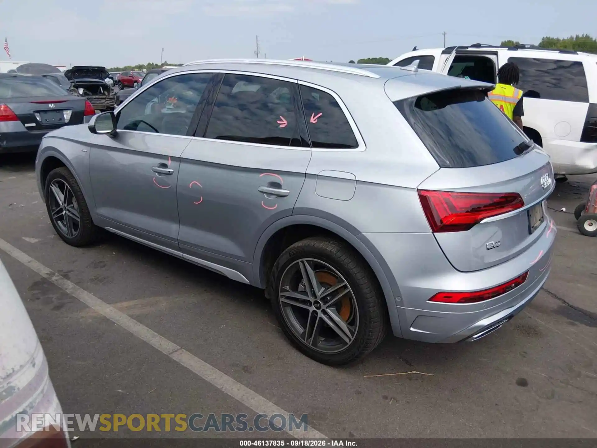 3 Photograph of a damaged car WA1F2AFY5P2093761 AUDI Q5 2023