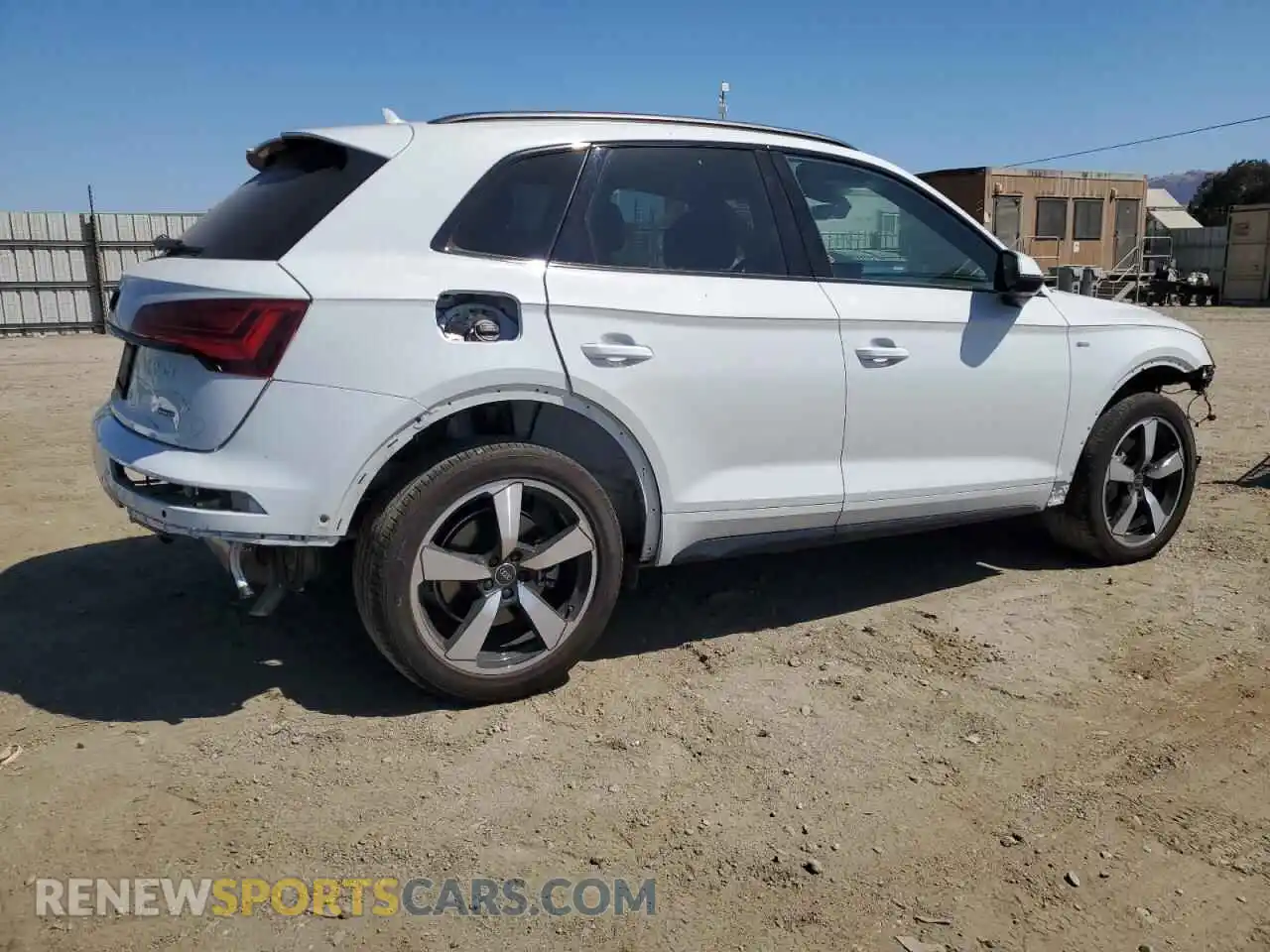 3 Photograph of a damaged car WA1FAAFY3P2167732 AUDI Q5 2023