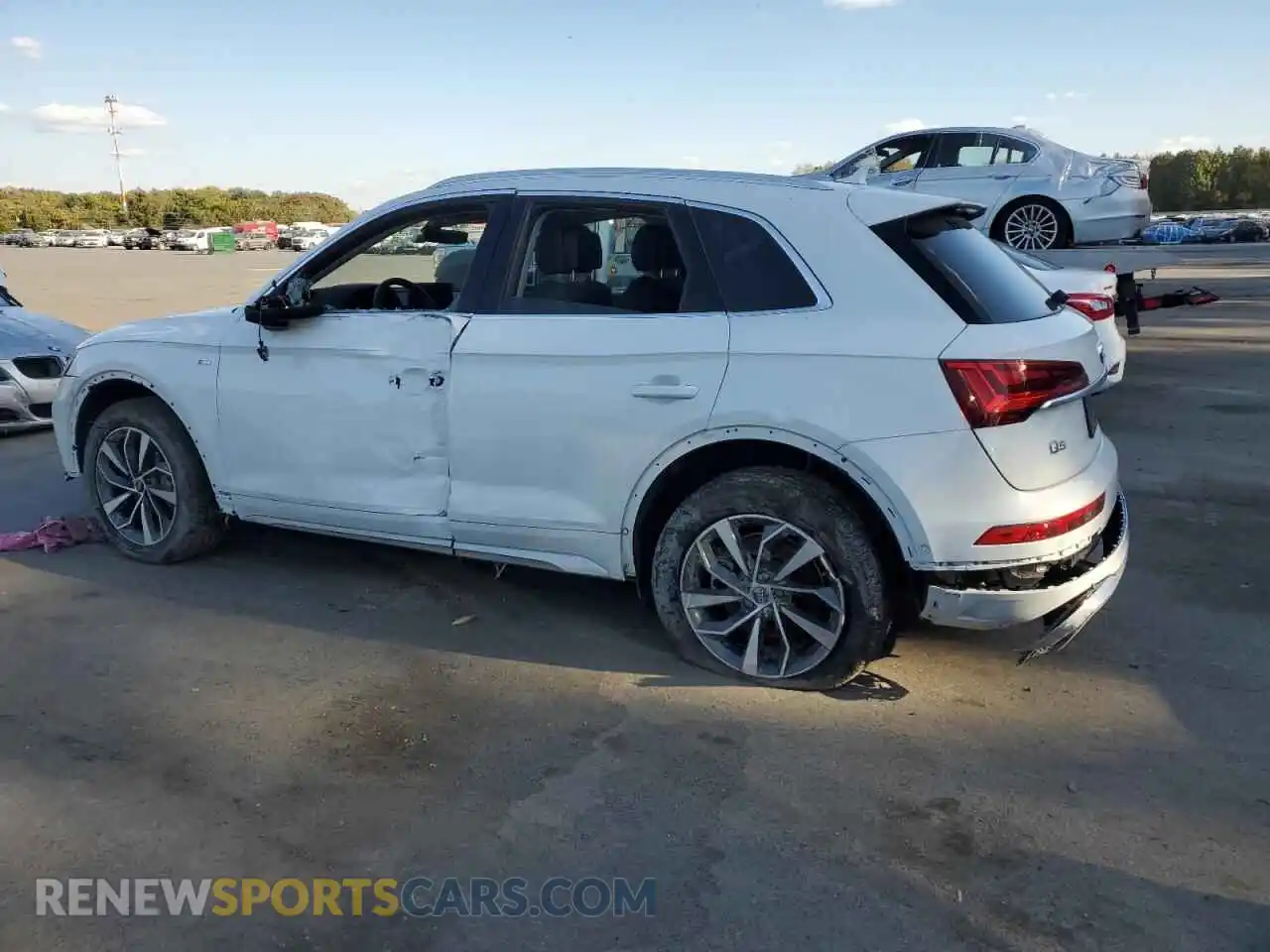 2 Photograph of a damaged car WA1FAAFY5P2002216 AUDI Q5 2023