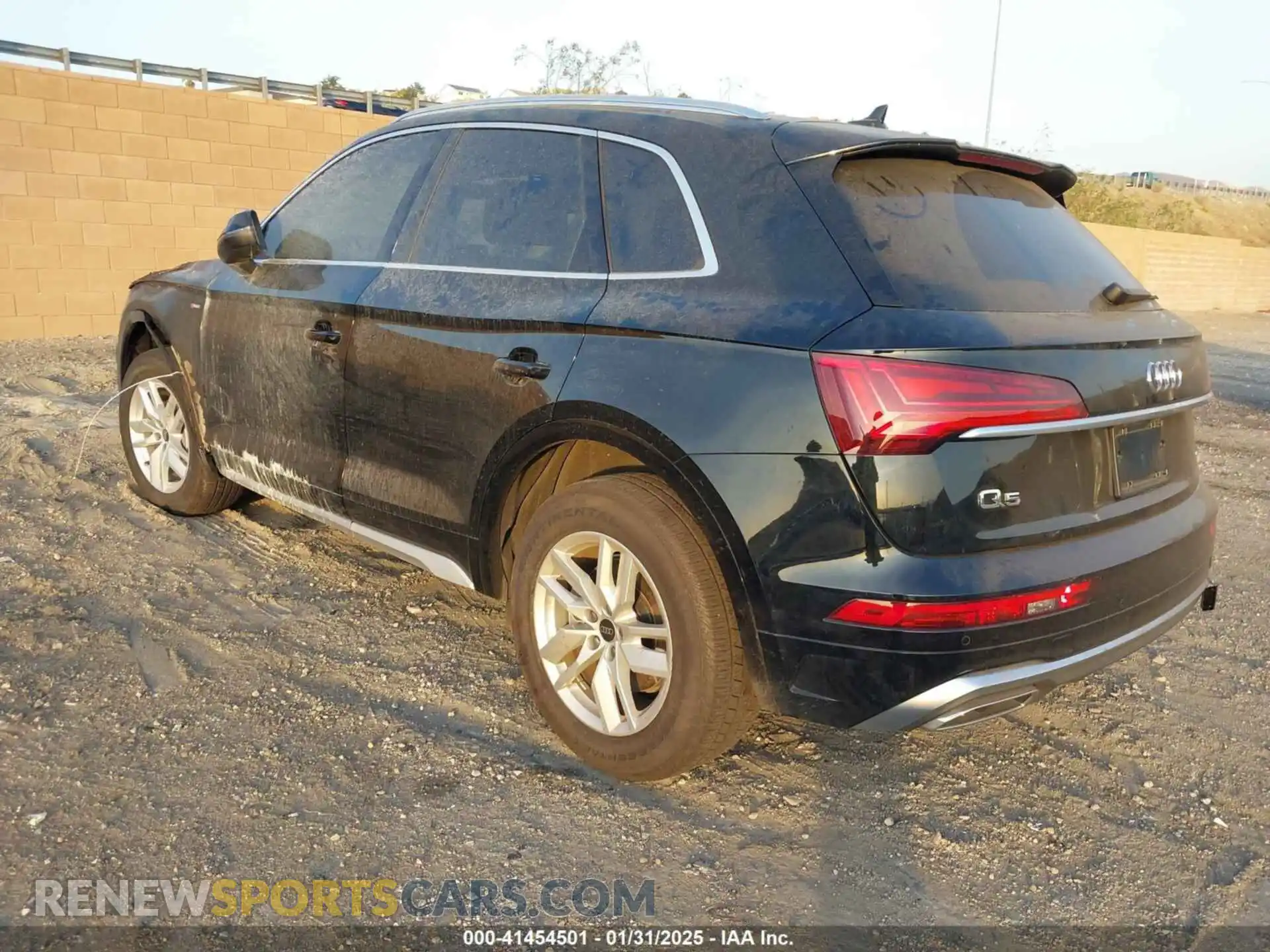 3 Photograph of a damaged car WA1GAAFY1P2052745 AUDI Q5 2023
