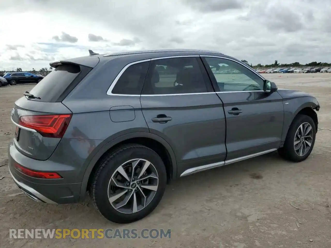 3 Photograph of a damaged car WA1GAAFY4P2058457 AUDI Q5 2023