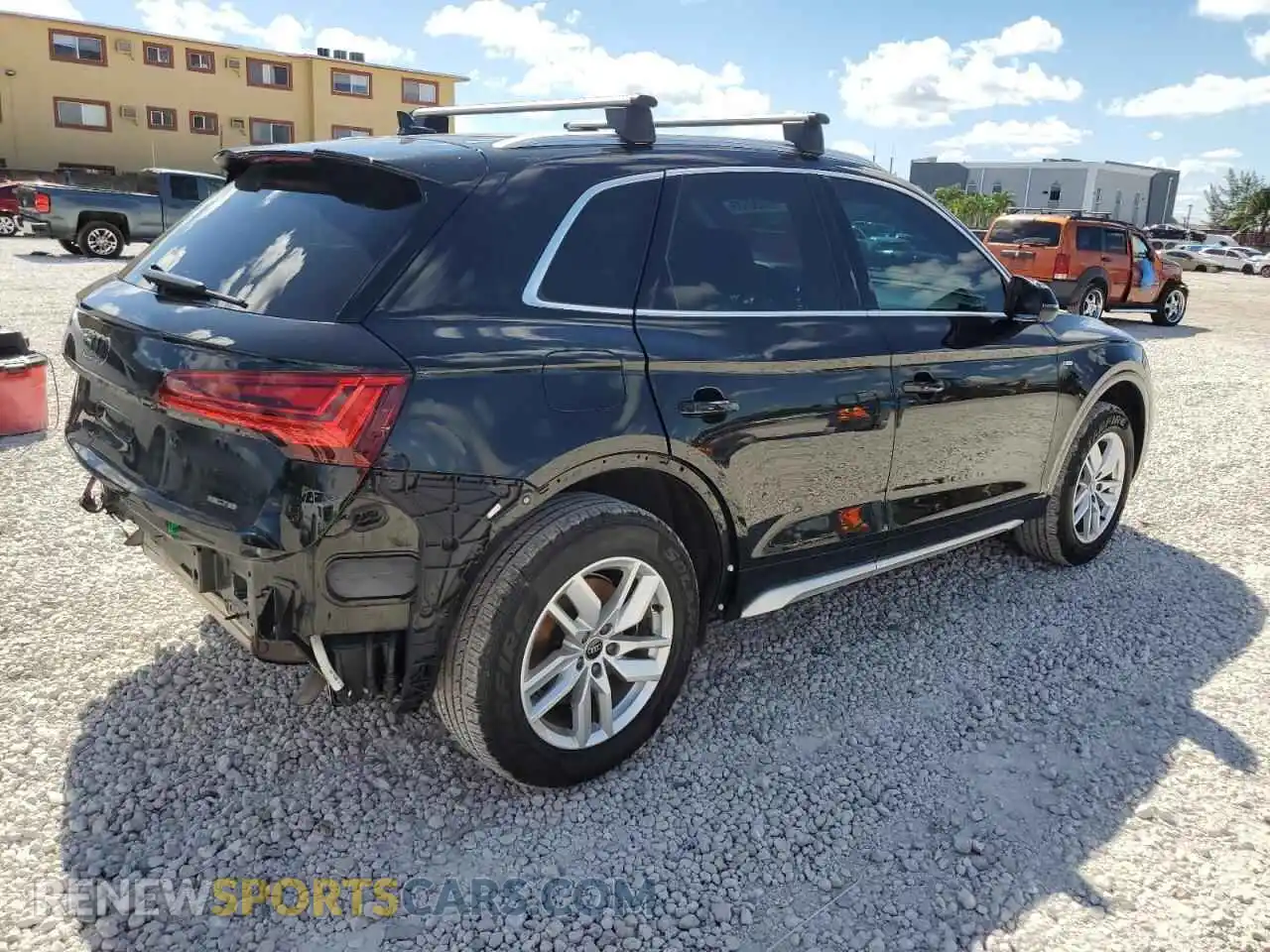 3 Photograph of a damaged car WA1GAAFY5P2037035 AUDI Q5 2023