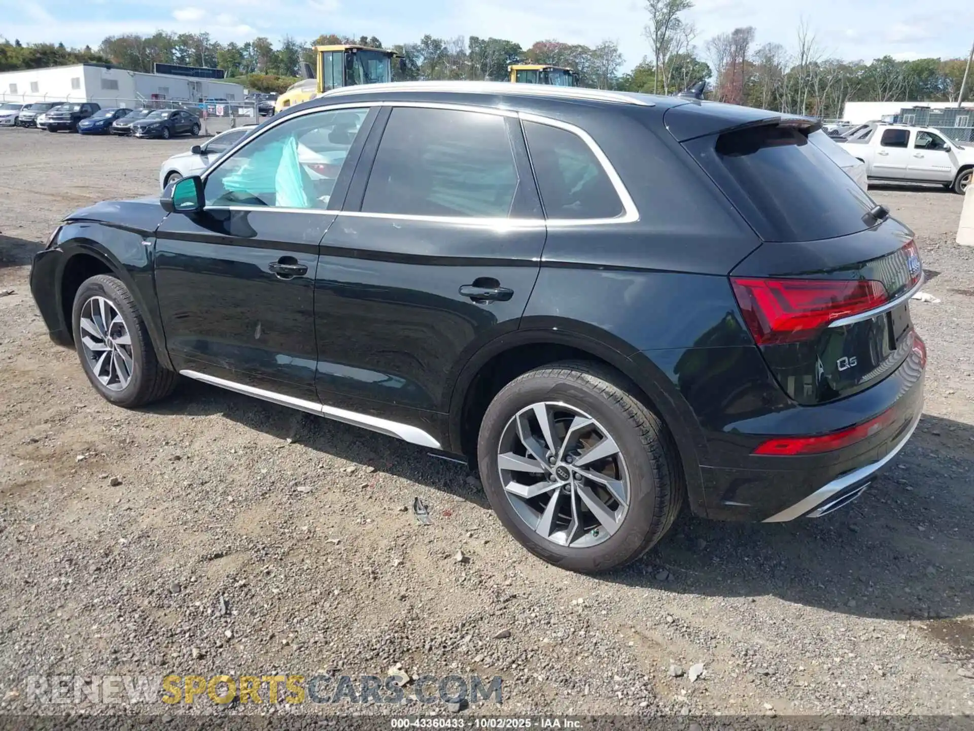 3 Photograph of a damaged car WA1GAAFY6P2179782 AUDI Q5 2023