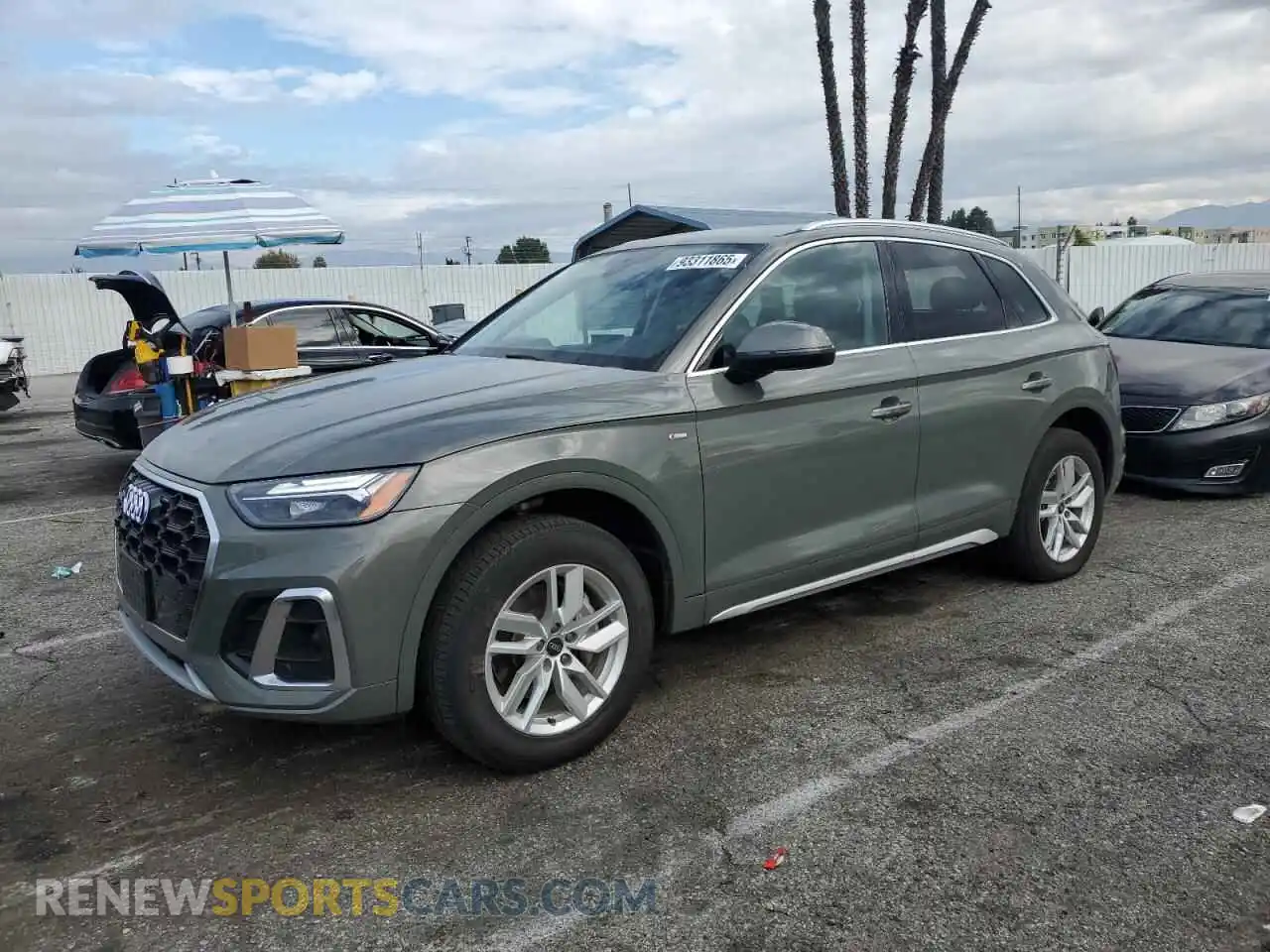 1 Photograph of a damaged car WA1GAAFY7P2077584 AUDI Q5 2023