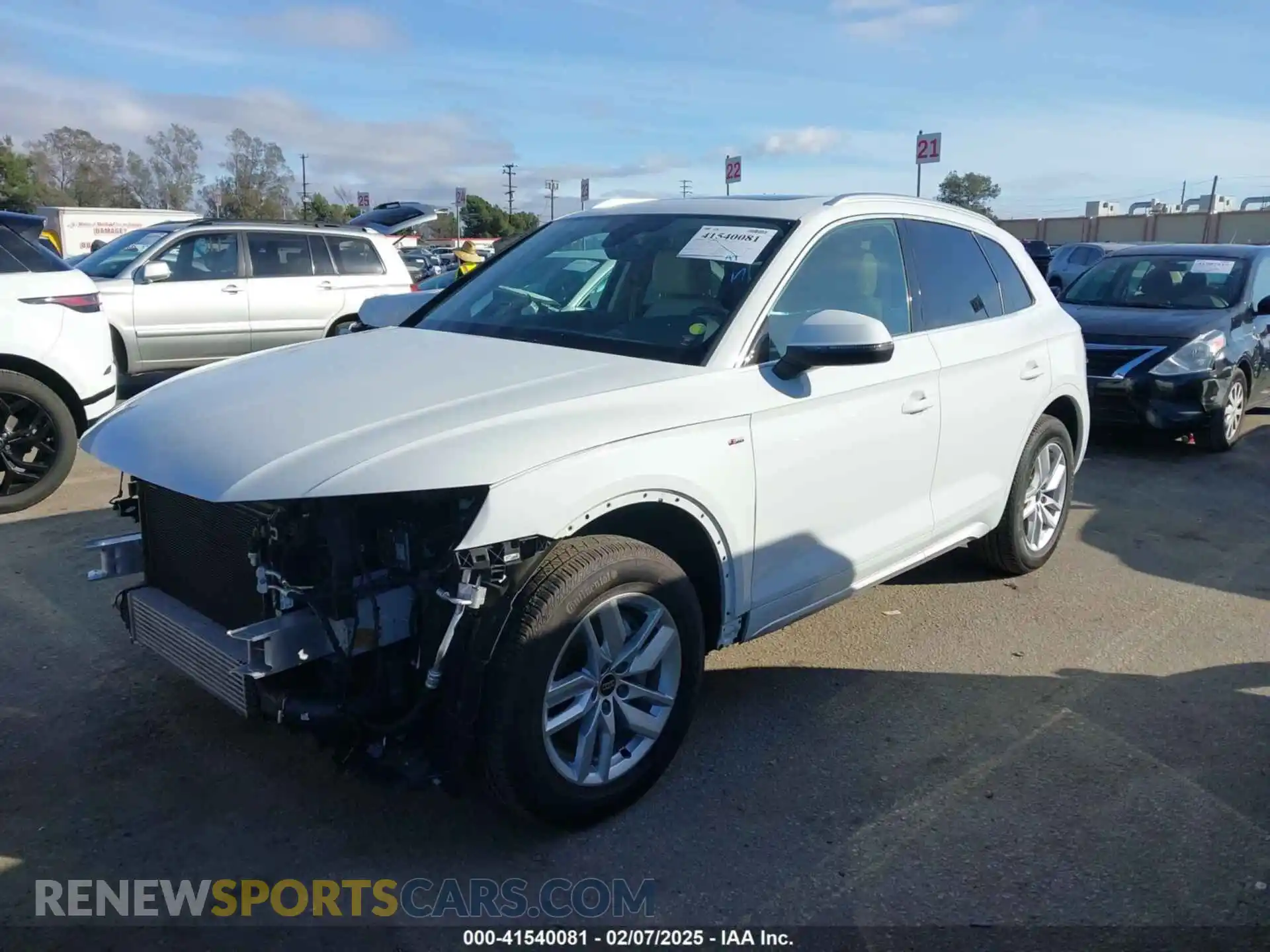 2 fotografías del automóvil dañado WA1GAAFY7P2162649 AUDI Q5 2023