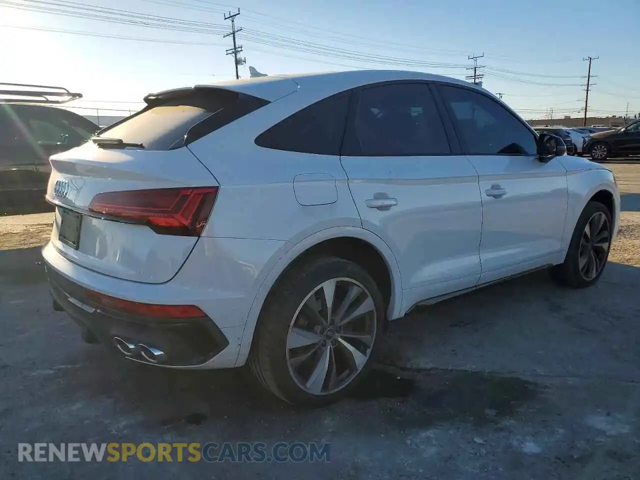3 Photograph of a damaged car WA124AFY7R2147248 AUDI Q5 2024